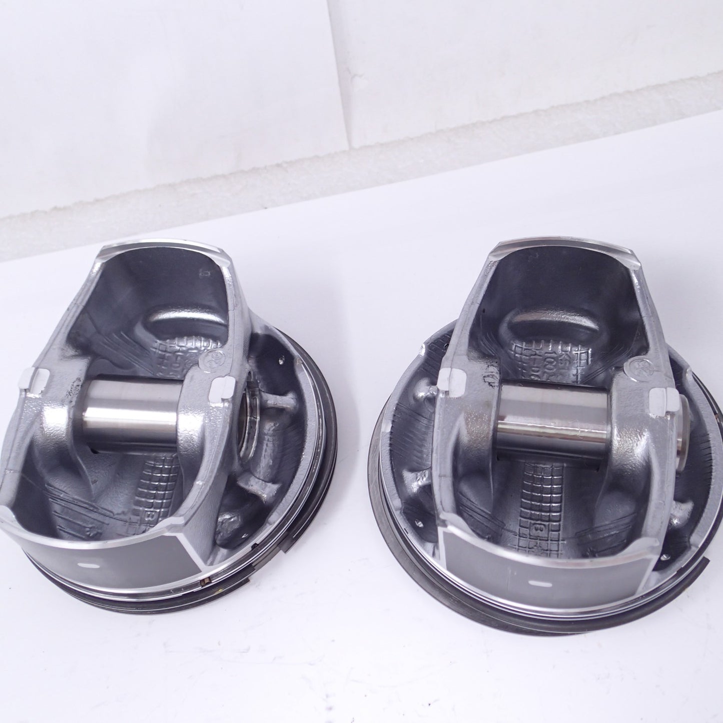 OEM Harley-Davidson 107" Milwaukee 8 Take-Off Piston Set 21900037