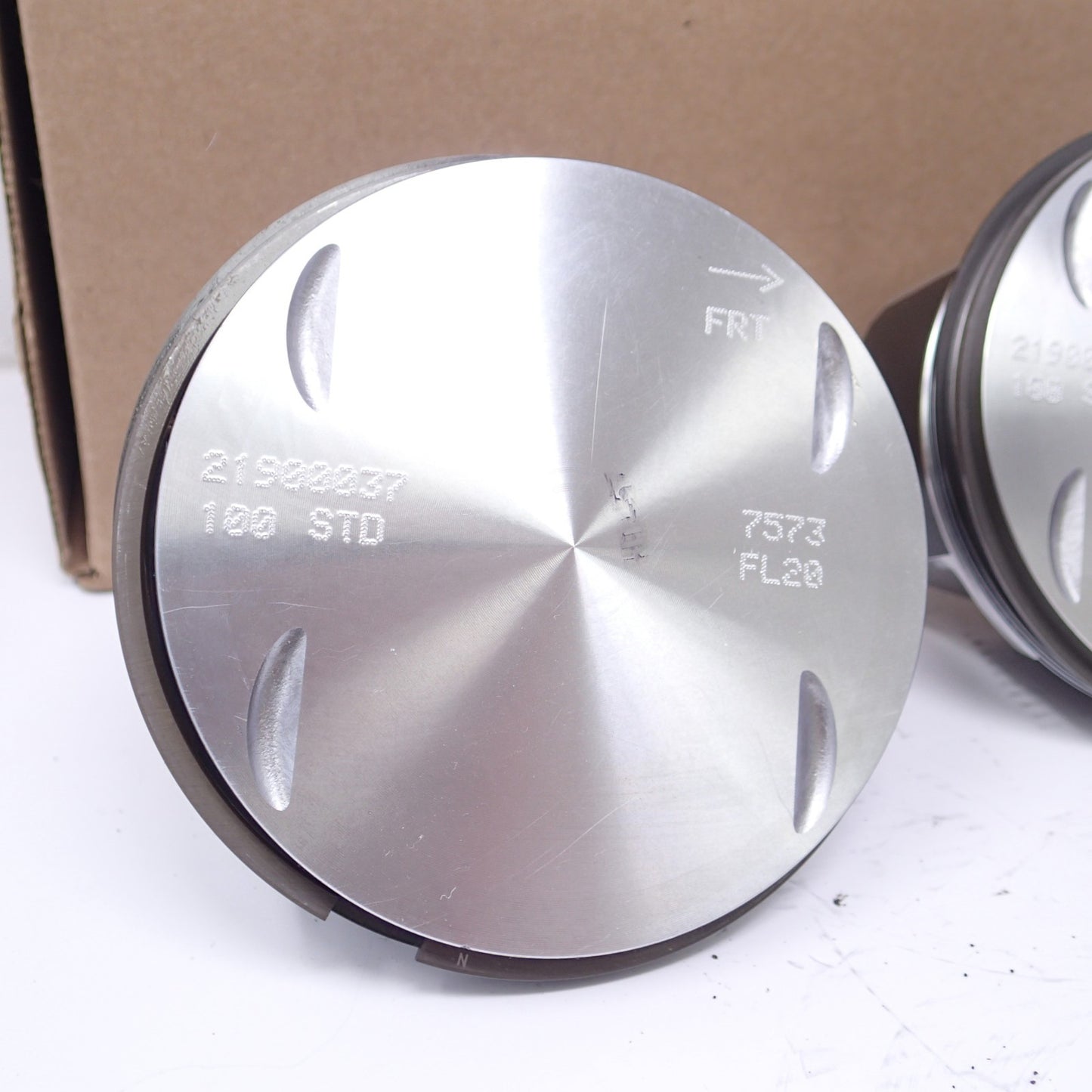 OEM Harley-Davidson 107" Milwaukee 8 Take-Off Piston Set 21900037