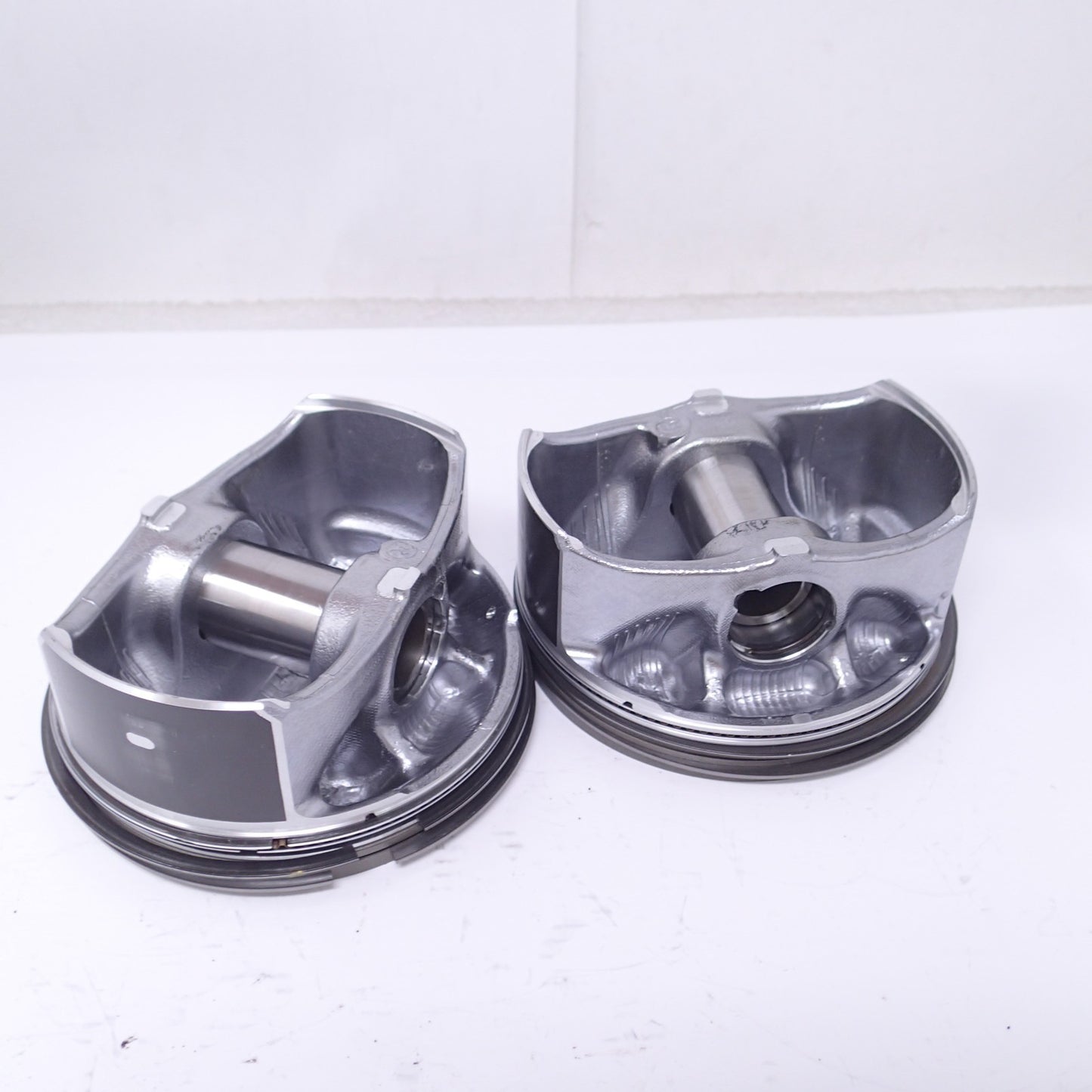 OEM Harley-Davidson 107" Milwaukee 8 Take-Off Piston Set 21900037