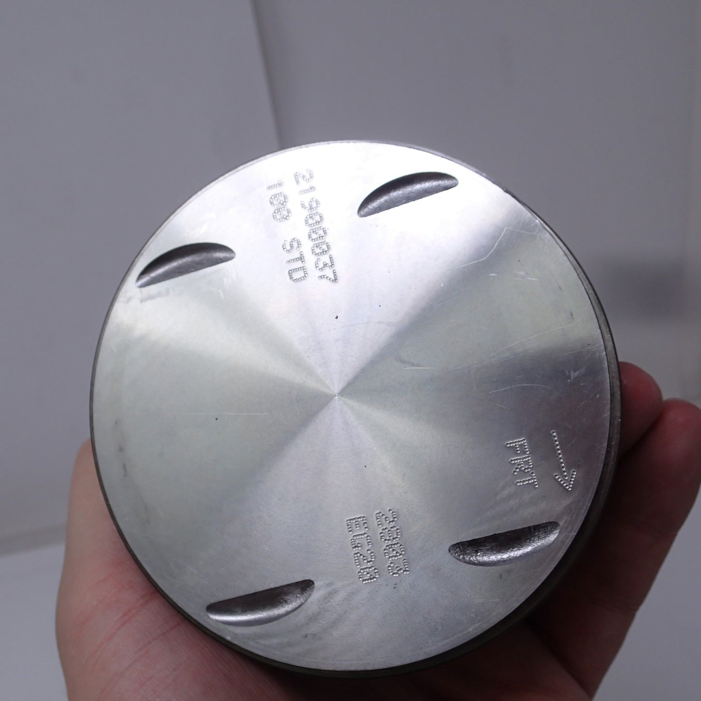 OEM Harley-Davidson 107" Milwaukee 8 Take-Off Piston Set 21900037