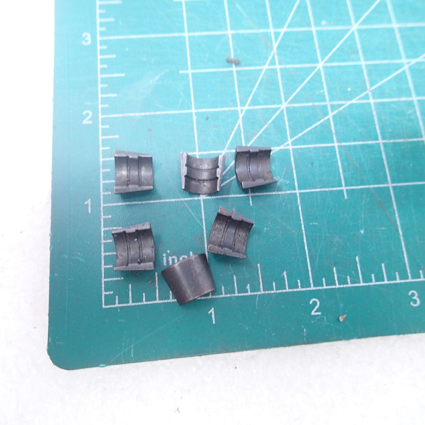 Harley Davidson Valve Collar Retainers Parts (Set of 6) 18229-83 USED