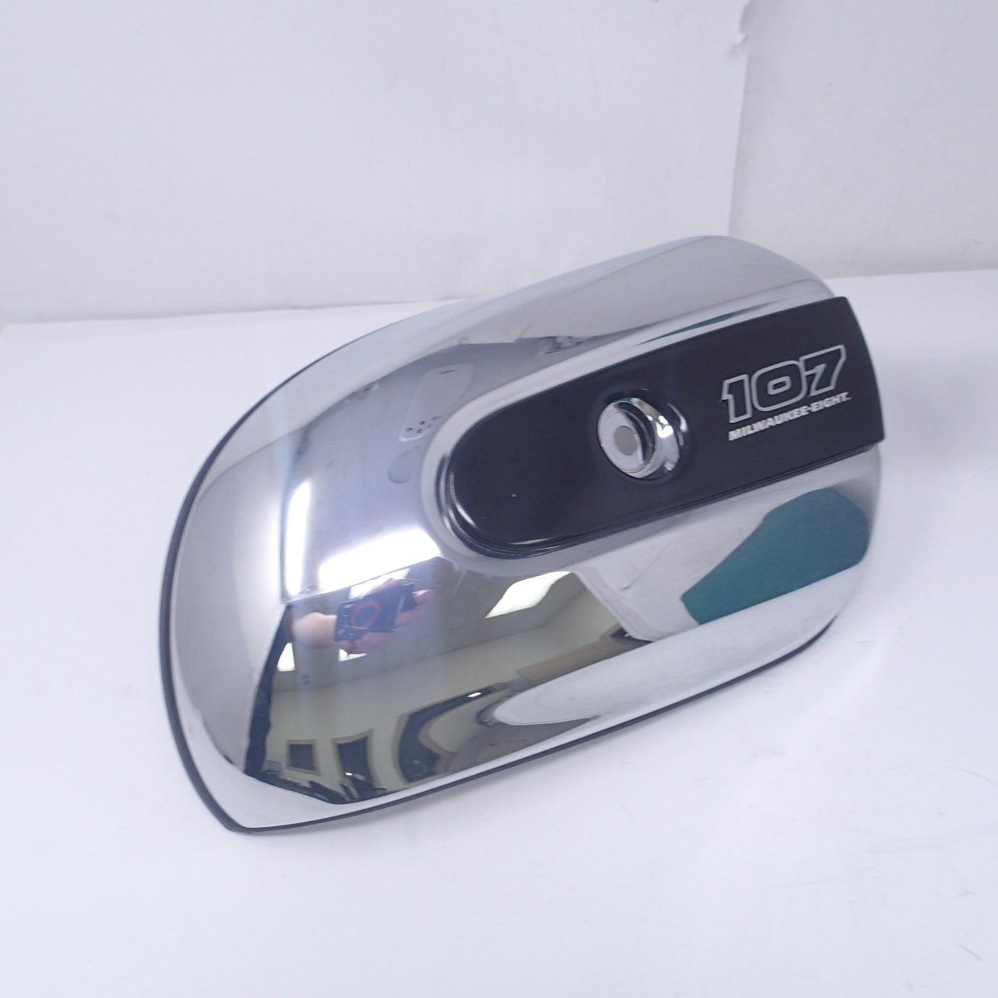 HARLEY DAVIDSON 107 MILWAUKEE EIGHT AIR CLEANER Chrome black emblem OEM