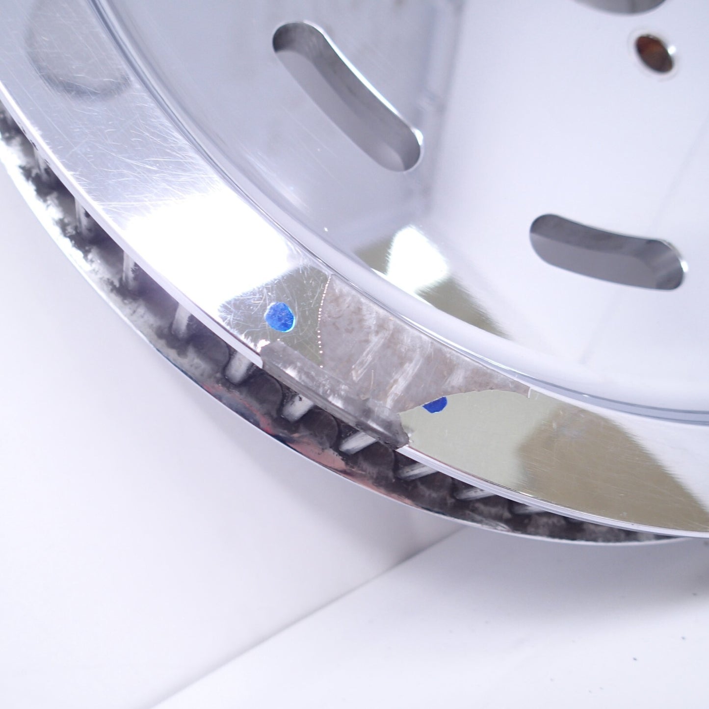 Harley-Davidson Dyna Glide Chrome Slotted Sprocket '00-'05 Pulley 70T 40131-00