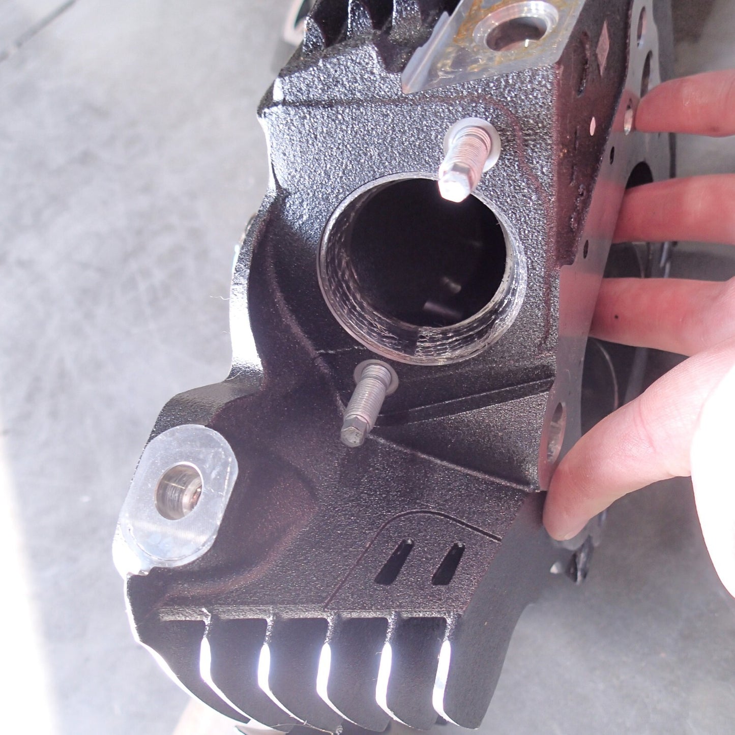 16500747 / Harley M8 2017-2024 CVO Water Cooled  Screamin Eagle Heads 107 /114