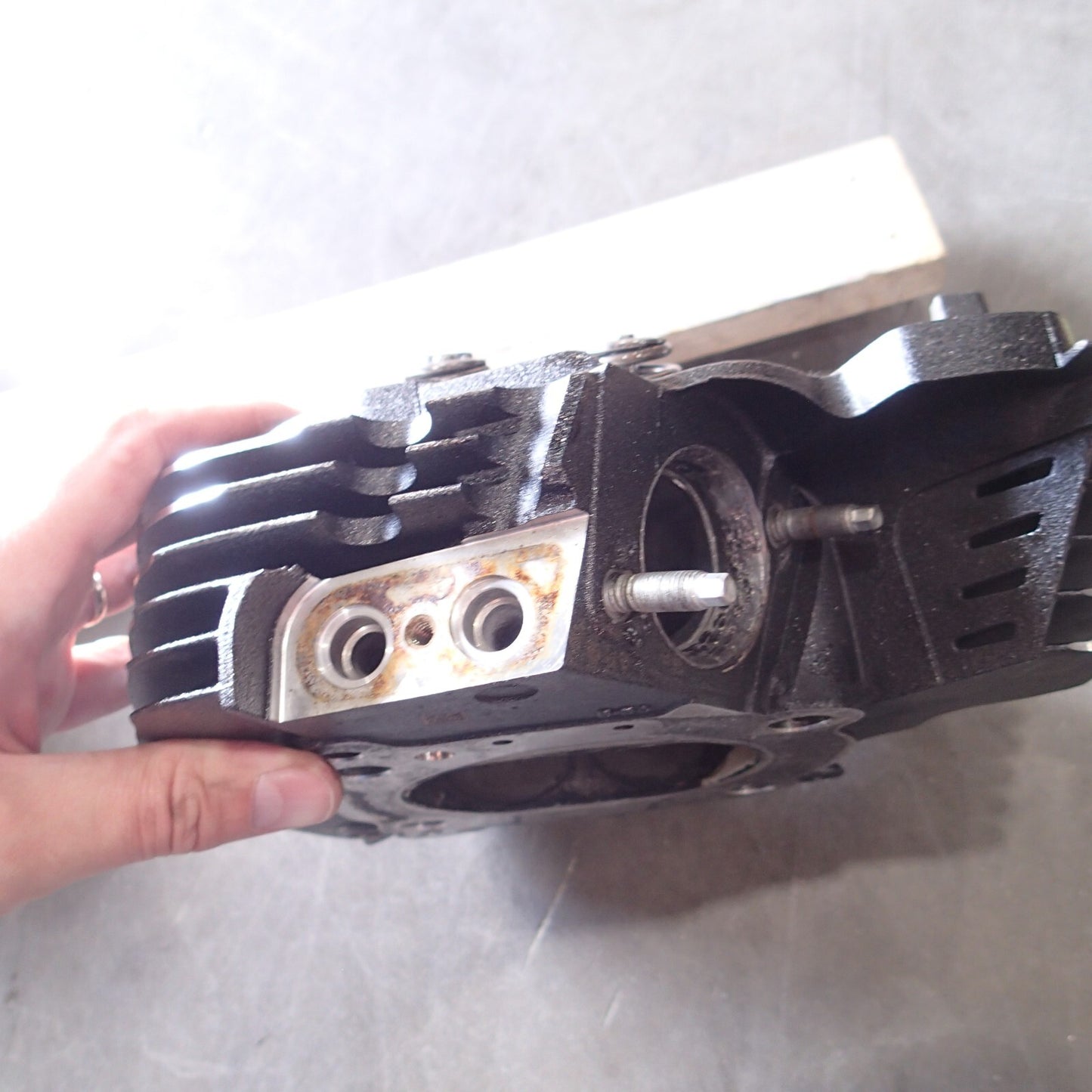 16500747 / Harley M8 2017-2024 CVO Water Cooled  Screamin Eagle Heads 107 /114