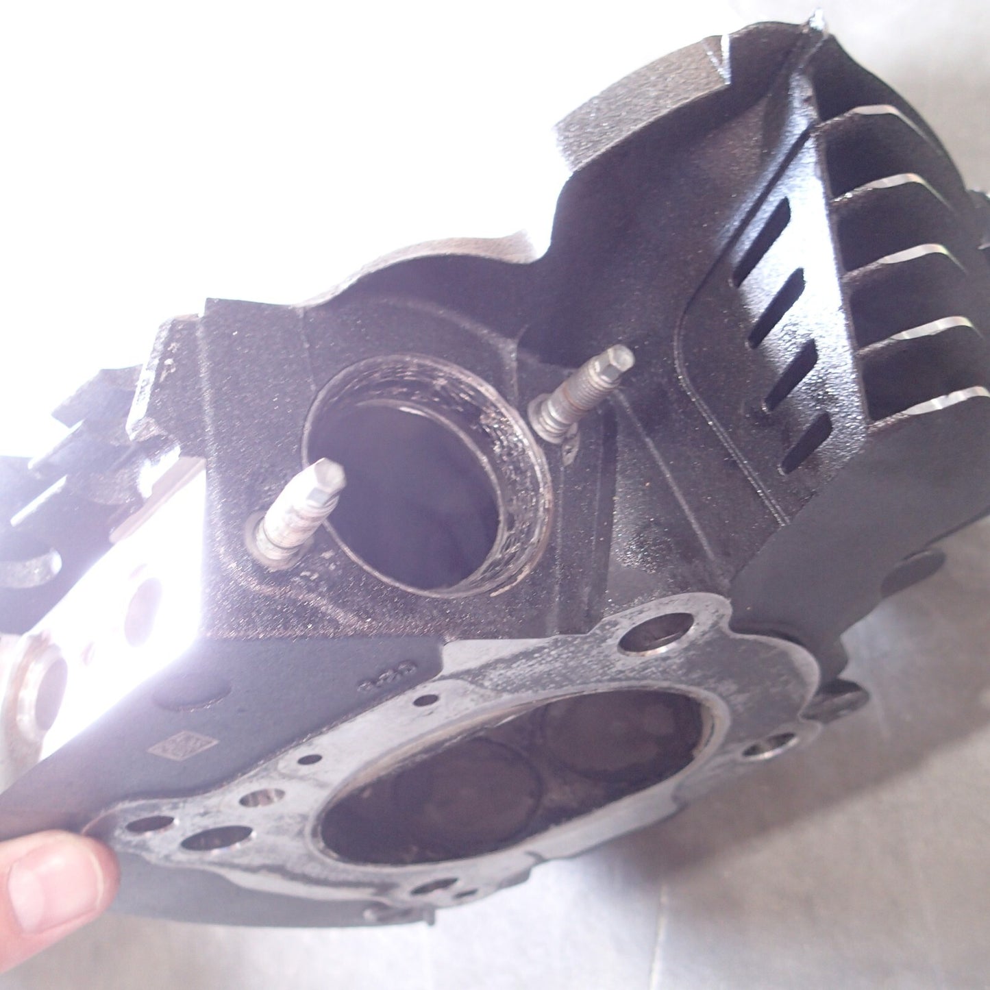 16500747 / Harley M8 2017-2024 CVO Water Cooled  Screamin Eagle Heads 107 /114