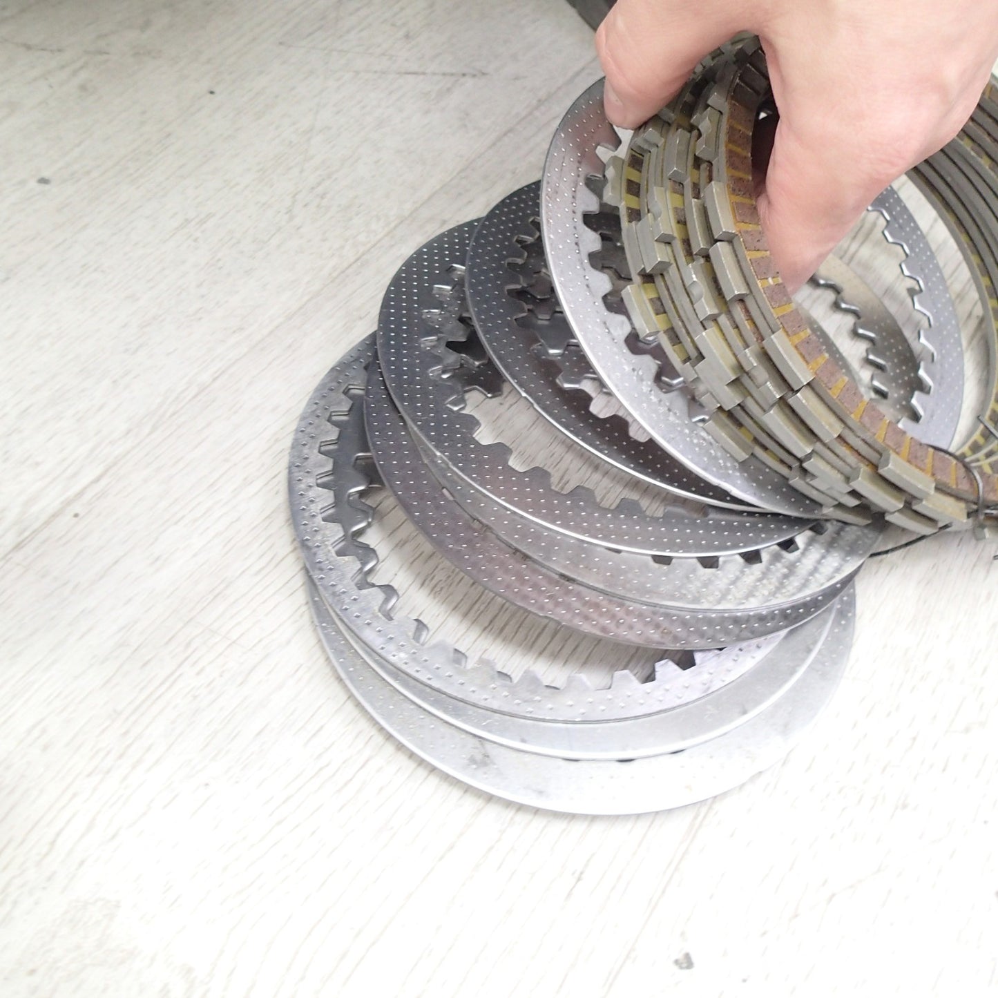 Aramid Clutch Friction Plates Kit 9 Harley Big Twin 37932-98 used