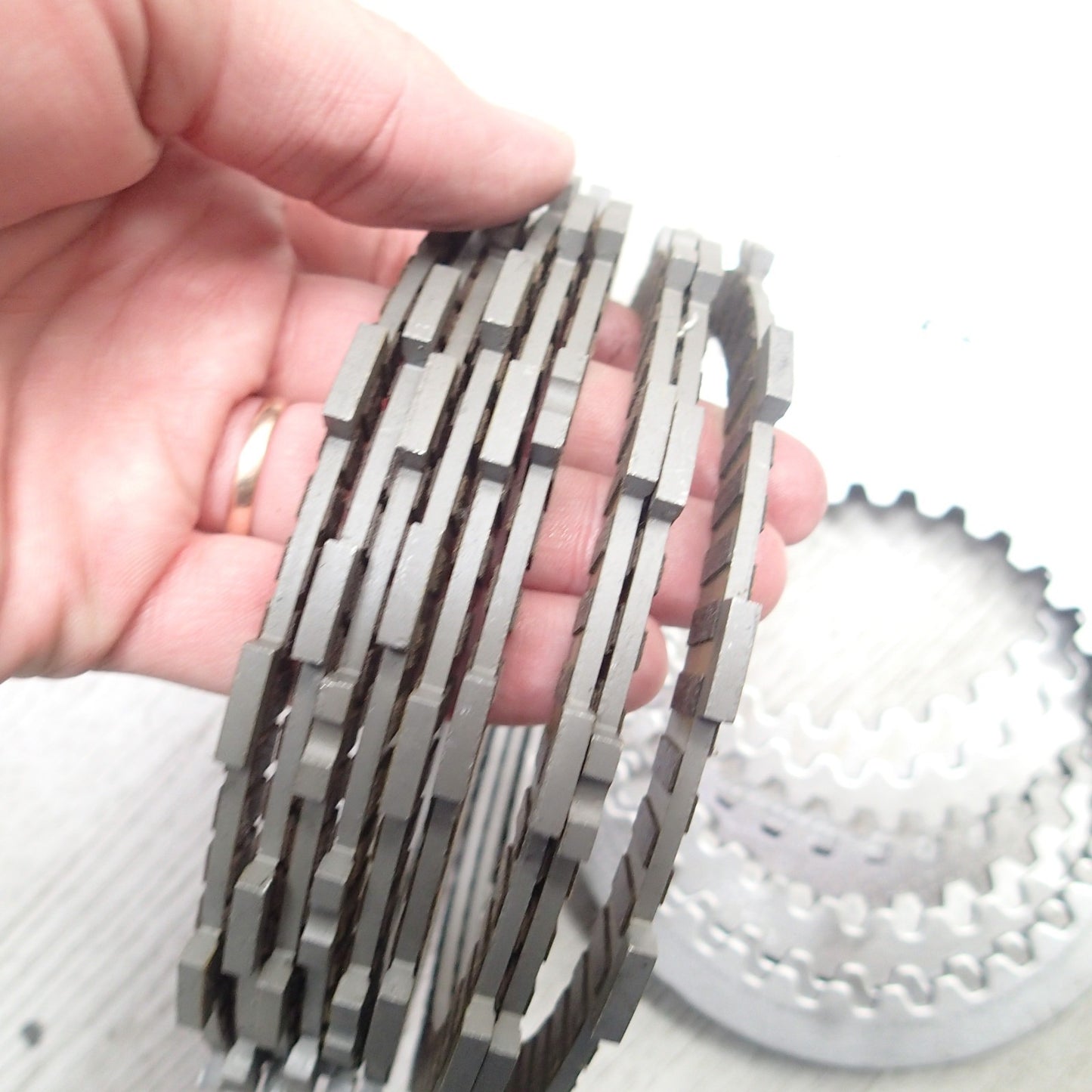 Aramid Clutch Friction Plates Kit 9 Harley Big Twin 37932-98 used