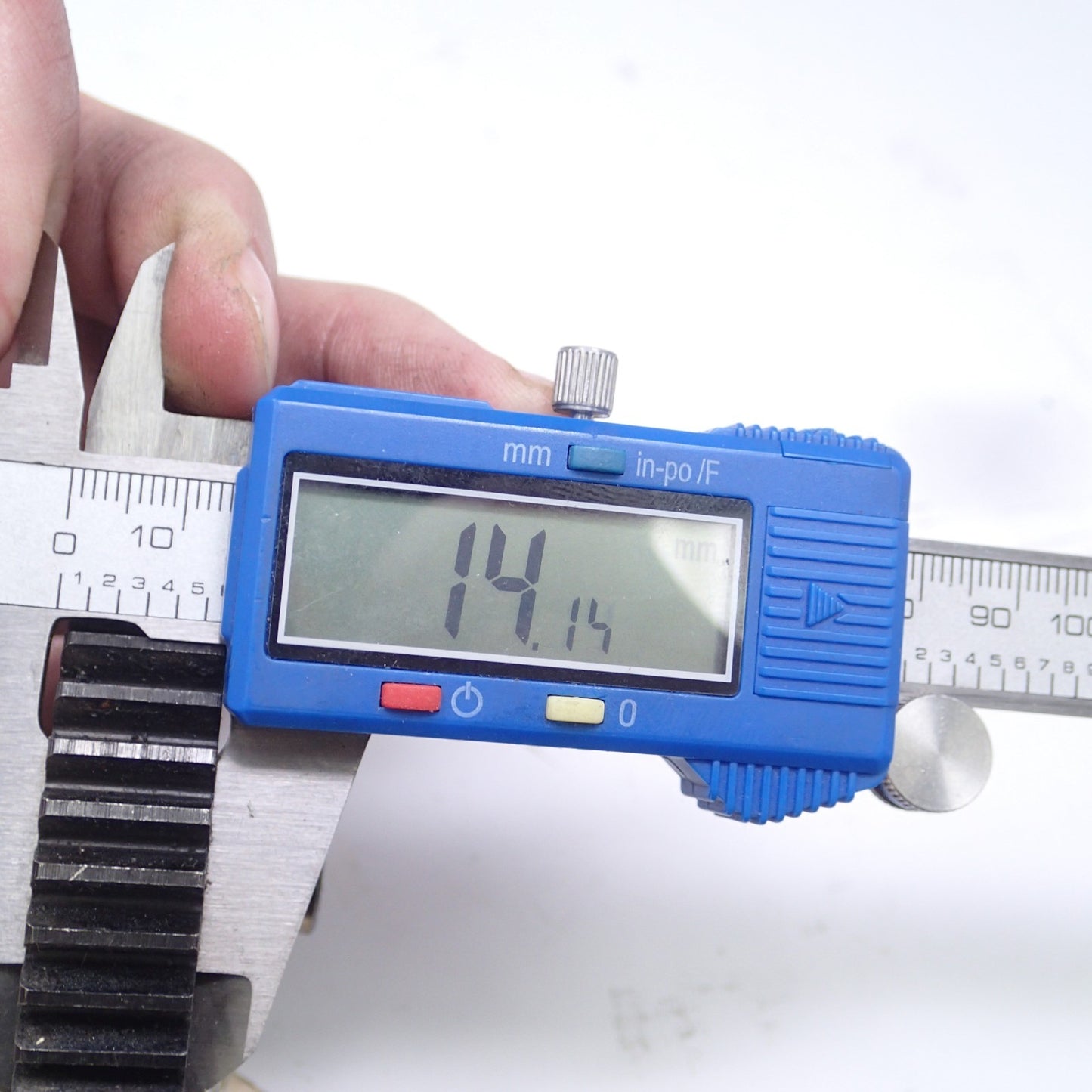 USED OEM HARLEY DAVIDSON IDLER GEAR and SHAFT  25776-57