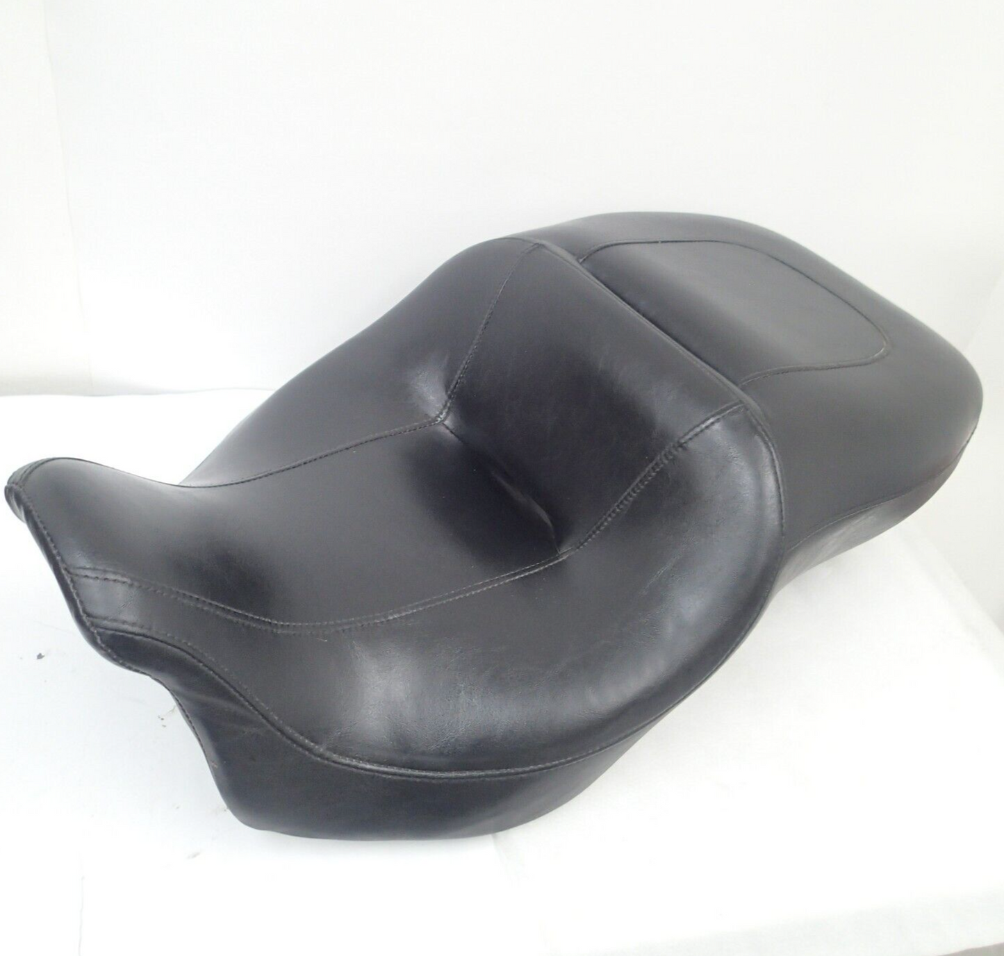 Harley Davidson OEM 2012 Ultra/Electra Seat P/N P52164-10 FLHT FLHR FLHX FLTRX