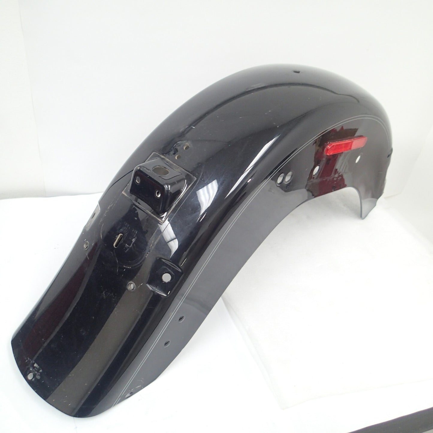 Harley Vivid Black Silver Pinstripes Rear Fender 04-05 FLSTC Softail 59126-04BHY