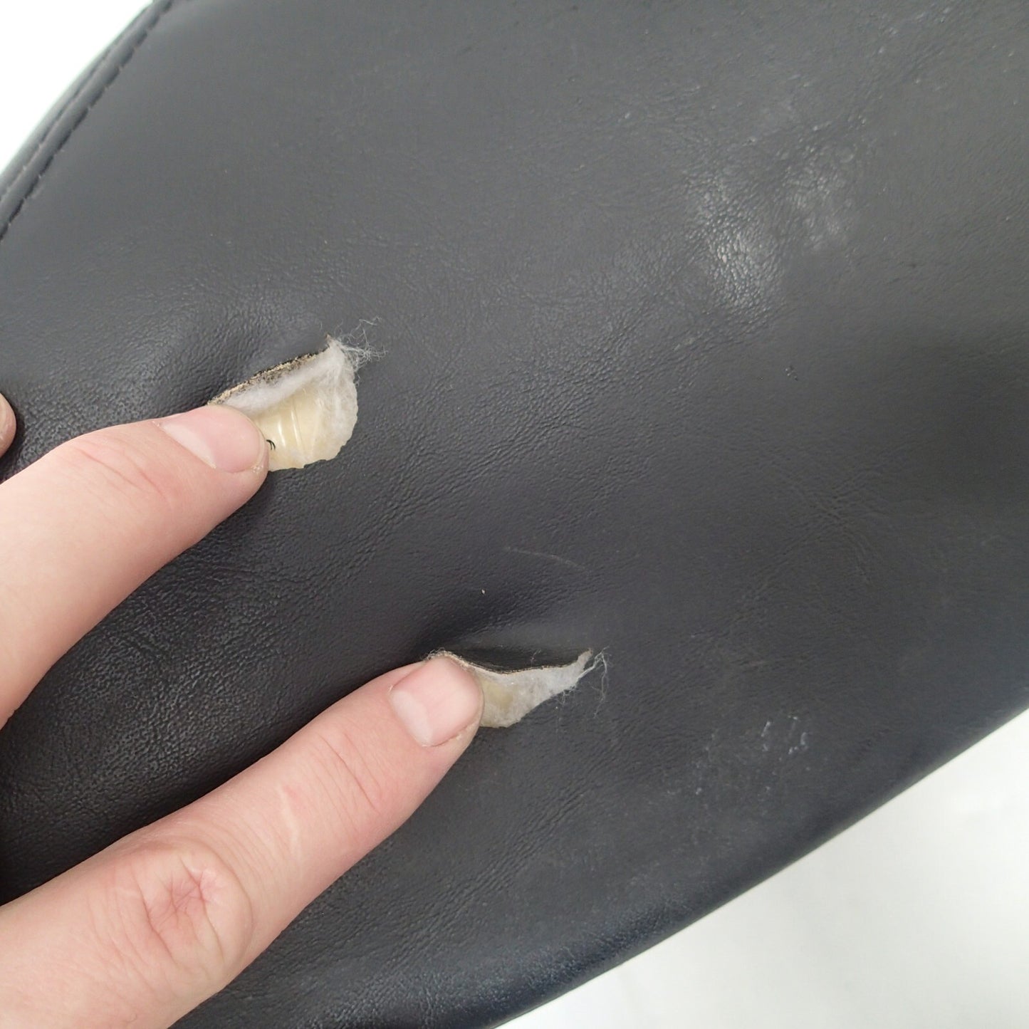 Harley Davidson OEM 2012 Ultra/Electra Seat P/N P52164-10 FLHT FLHR FLHX FLTRX