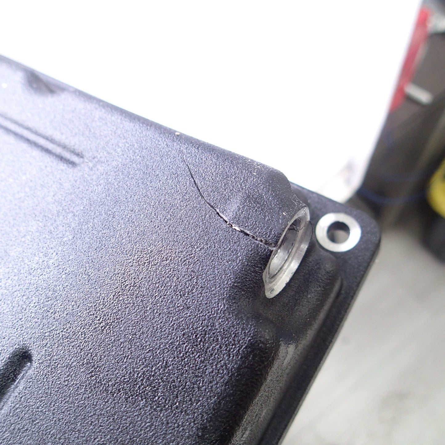 Harley Davidson OEM M8 Milwaukee 8 Softail Transmission Oil Pan 24400202 DAMAGE