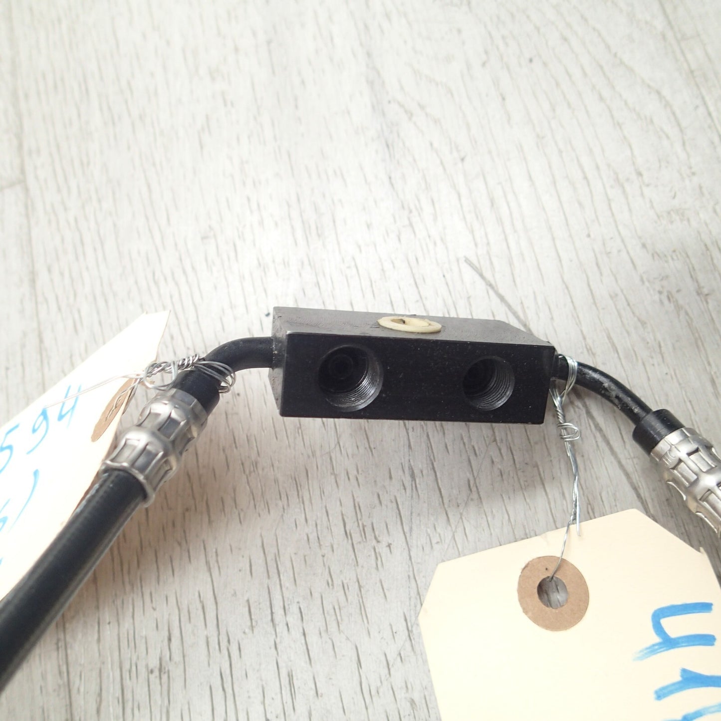 41800594 /41800742 Harley-Davidson OEM 18-23 Softail Front Brake Line