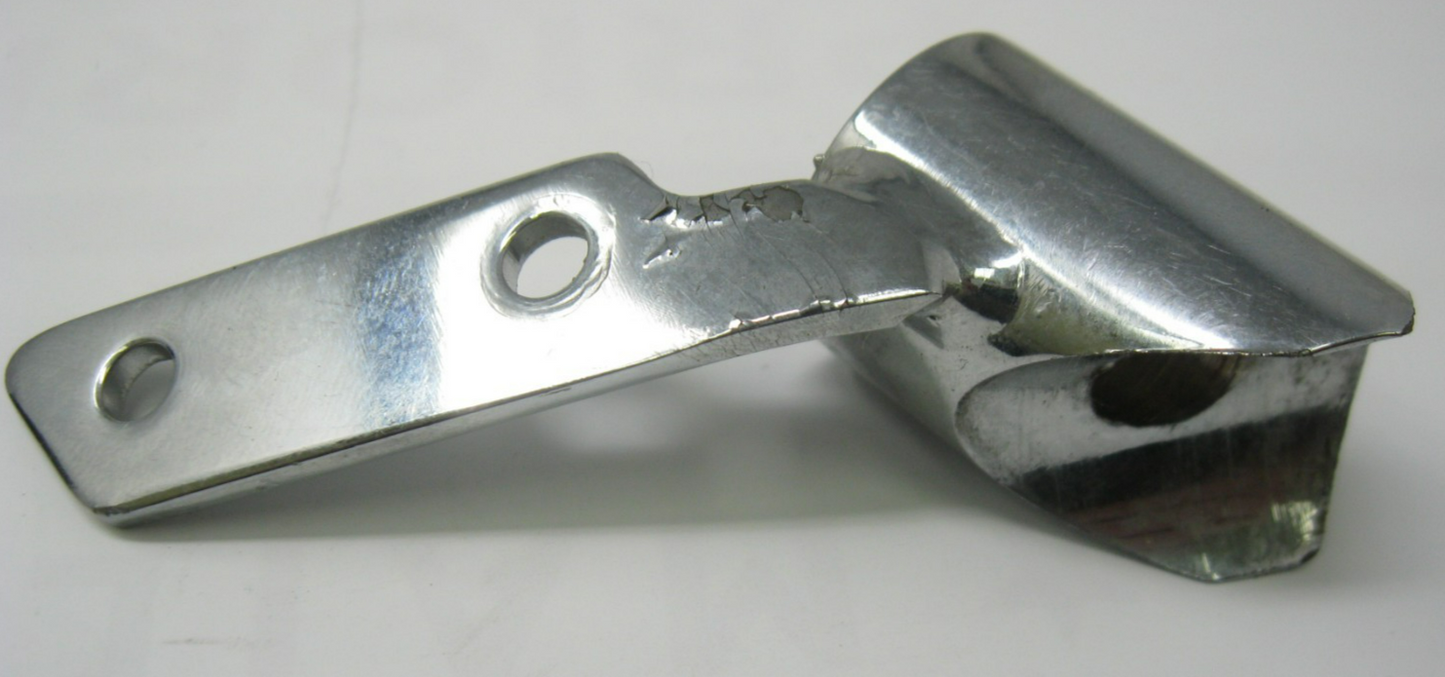 Harley-Davidson CUSTOMISED Rear Guard Mounts (Bent & Chrome Peeling) 90945-93A