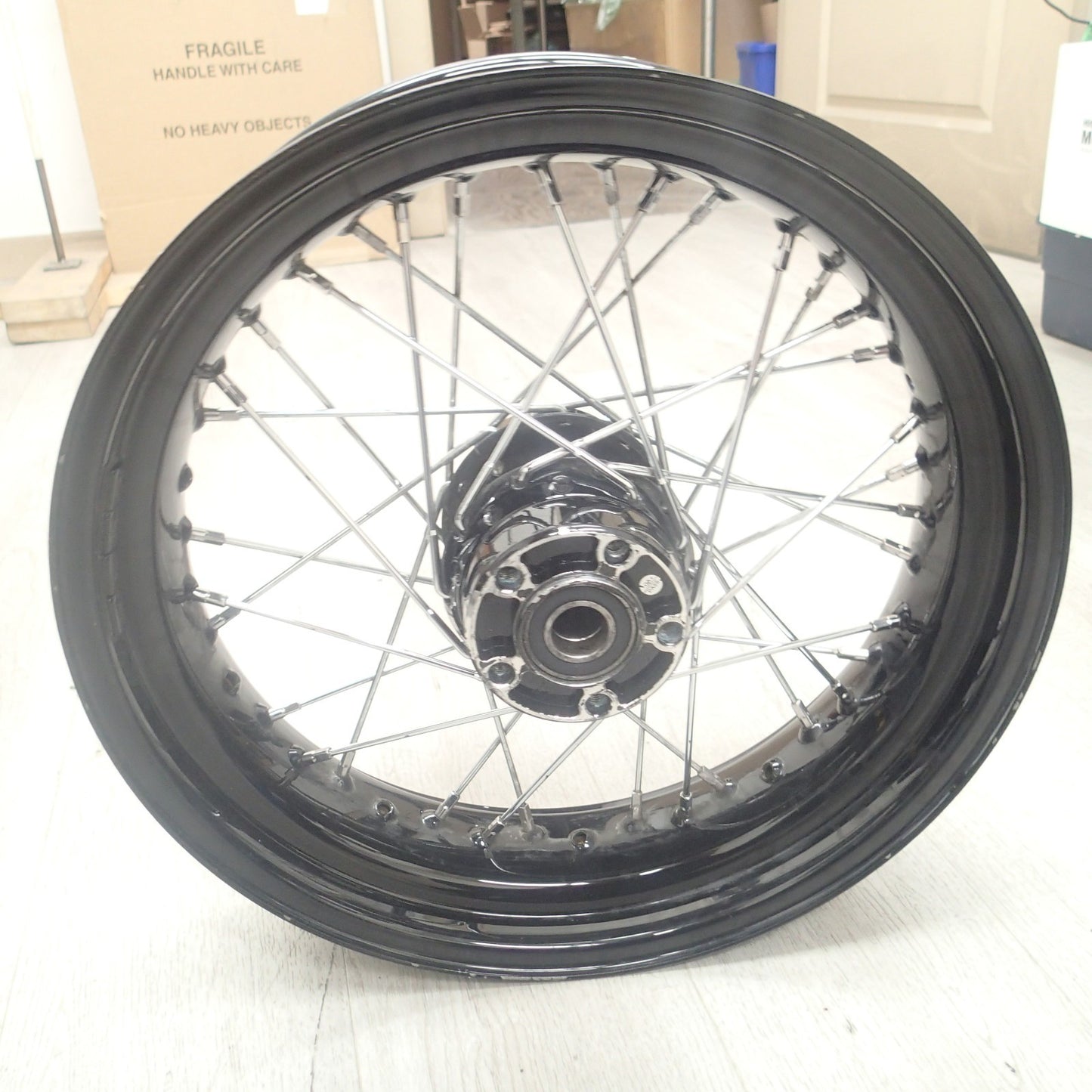 Harley-Davidson Dyna REAR WHEEL 17x4.5 Black FOR PARTS missing SPOKES