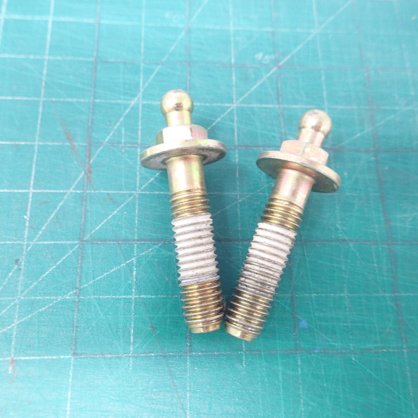 HARLEY DAVIDSON 29465-08A BREATHER BOLTS ROAD KING ELECTRA GLIDE SOFTAIL DYNA