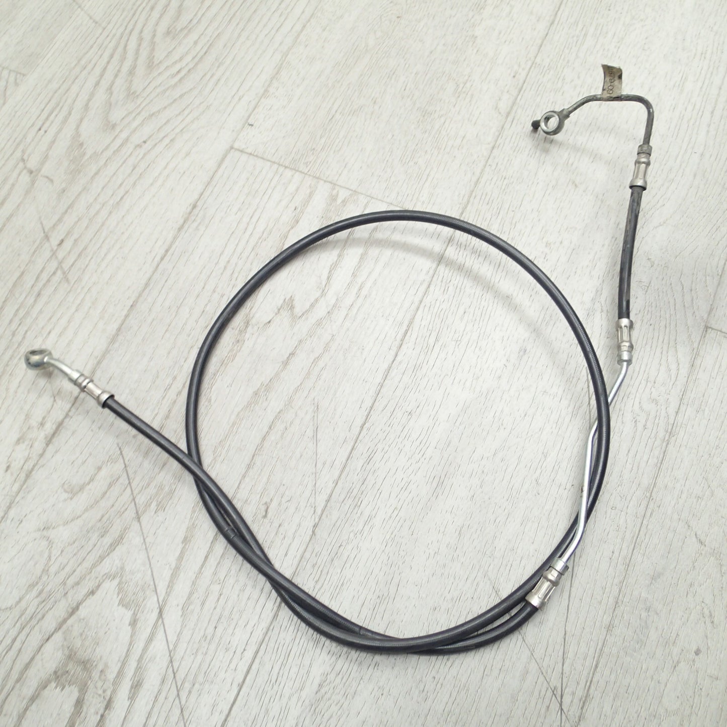 2013 Harley Davidson FLHTK Brake line 41679-09 USED