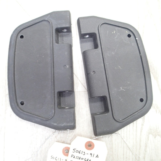 HARLEY OEM PASSANGER FLOORBOARD 50613-91A KIT
