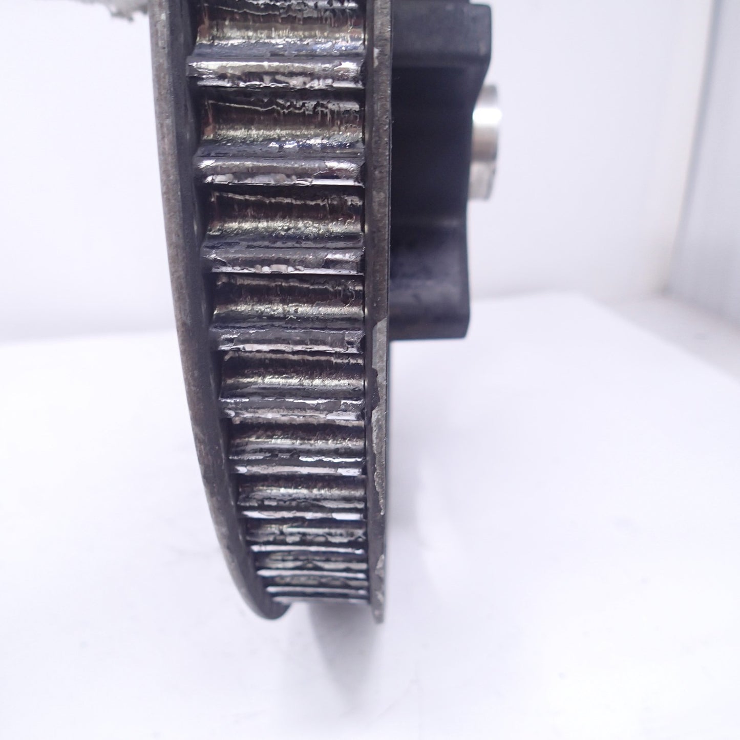 09-23 Harley 37781-09 Rear 68T Drive Belt Pulley 68 Tooth Sprocket  Cush drive