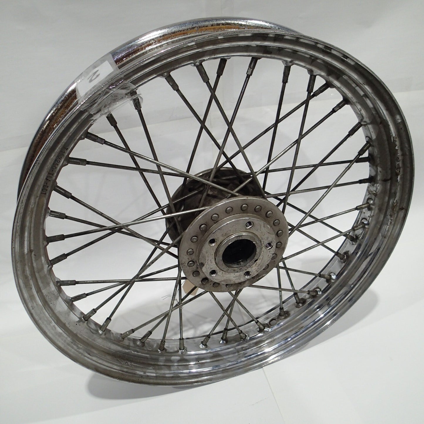 Harley 19 x 2.5" 40 Spoke Duel Rotor Rim 43001-79 Mounted on Unknown Hub