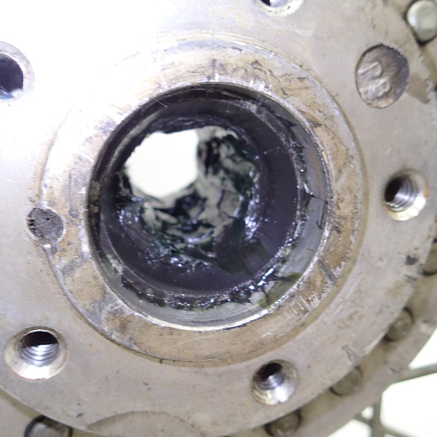 Harley 19 x 2.5" 40 Spoke Duel Rotor Rim 43001-79 Mounted on Unknown Hub