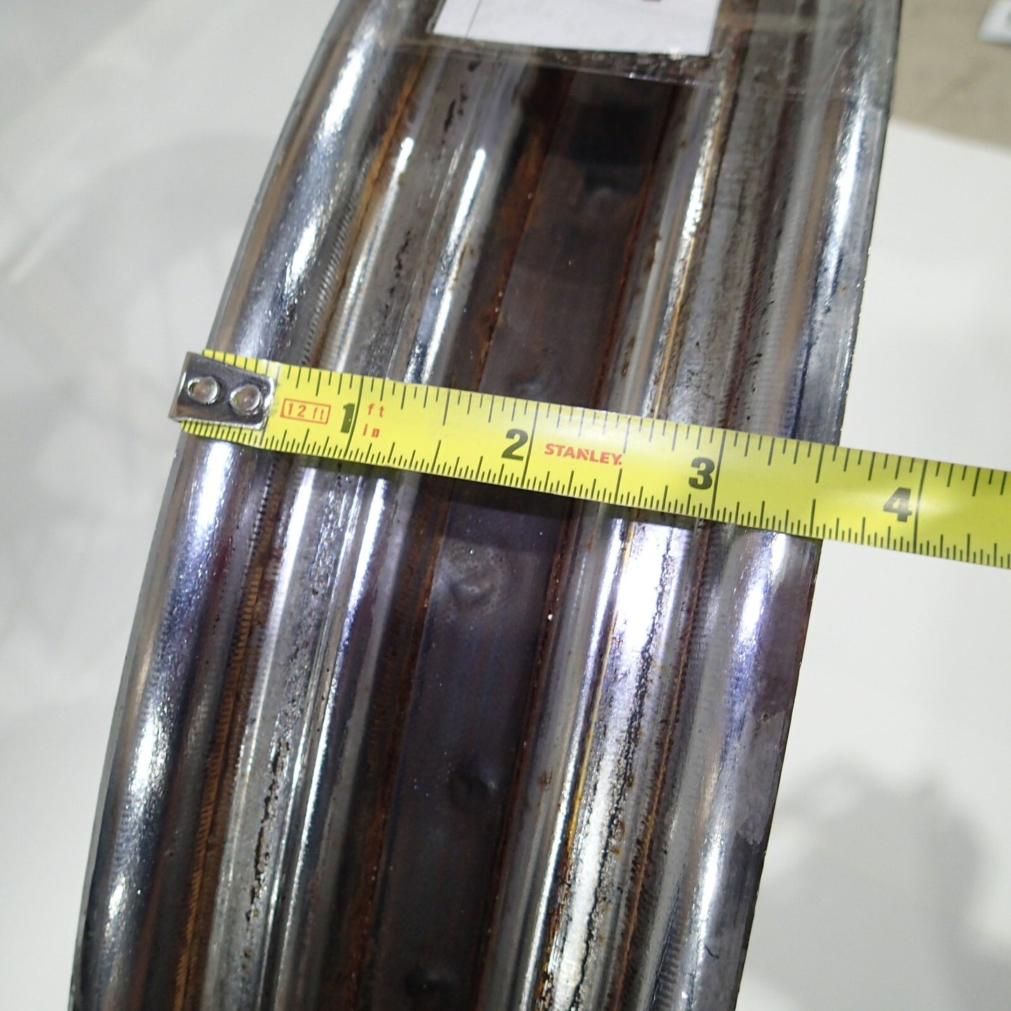 Harley 19 x 2.5" 40 Spoke Duel Rotor Rim 43001-79 Mounted on Unknown Hub