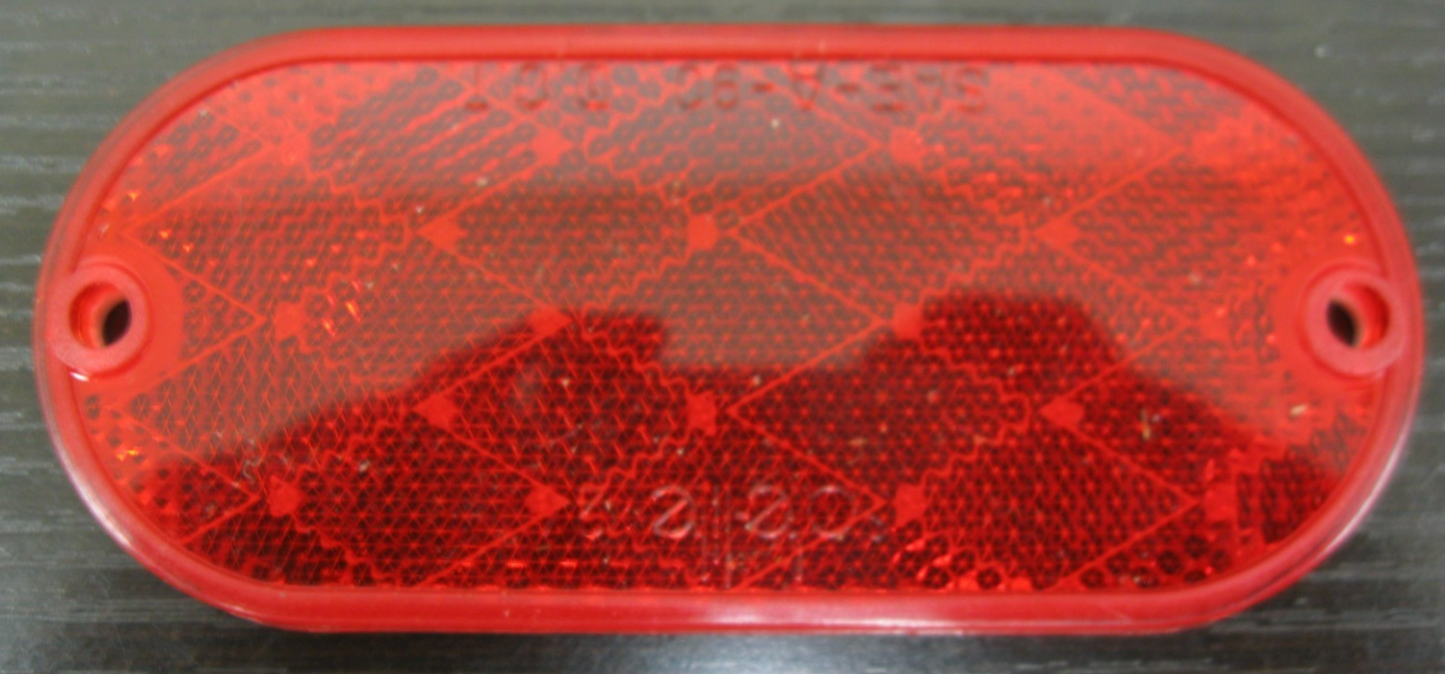 Grote Oval Reflector - NOS - No OEM Packaging - No Hardware 41042