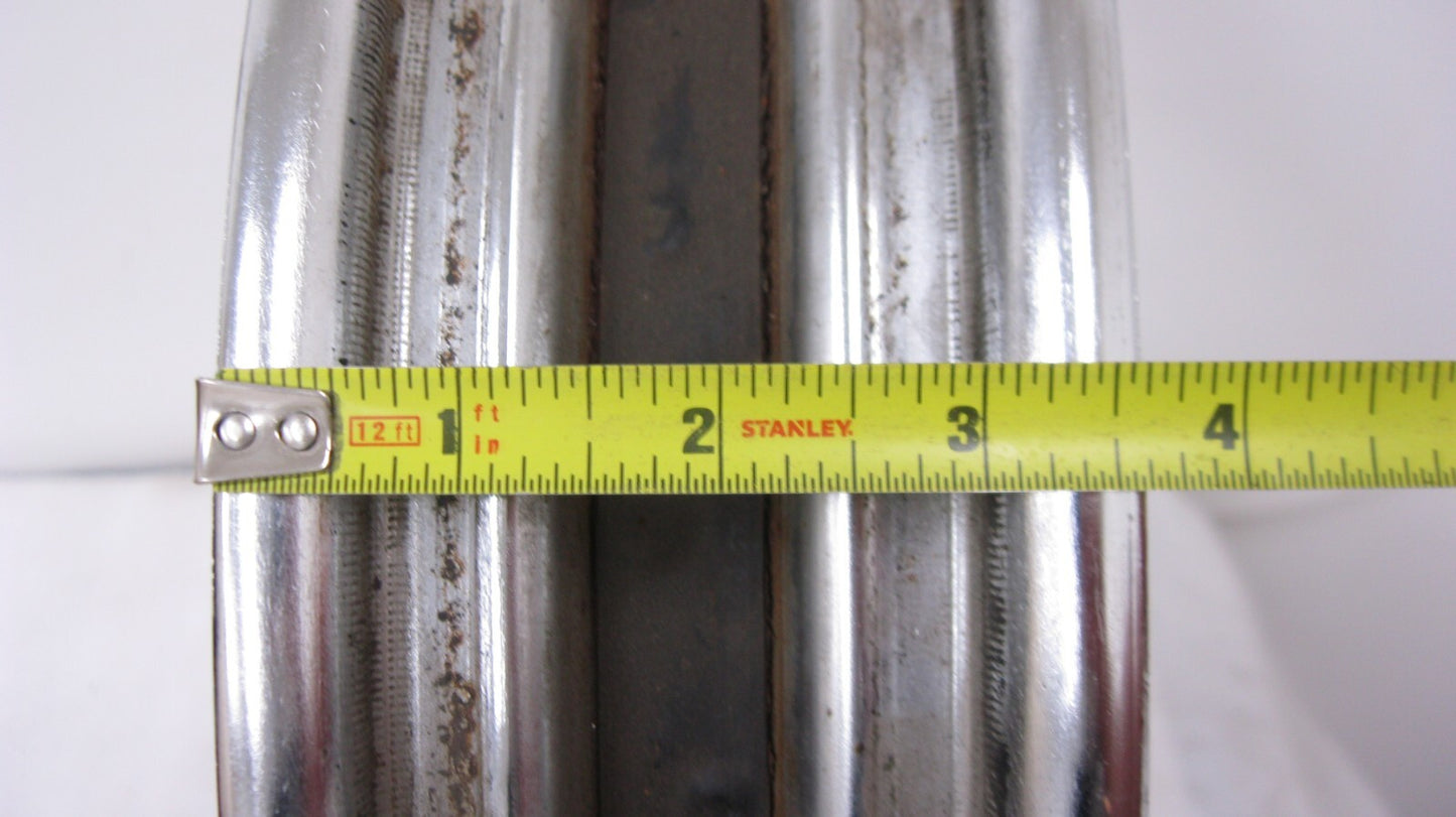 Harley 19 x 2.5" 40 Spoke Duel Rotor Rim 43001-79 Mounted on Unknown Hub