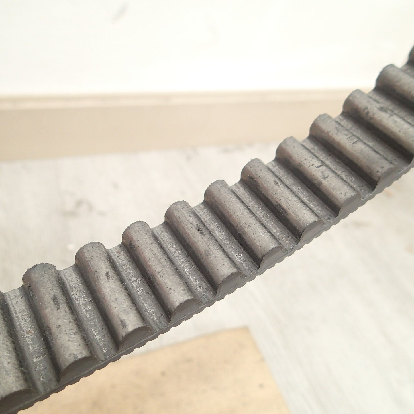 Harley Davidson  Rear Drive Belt 130T - Red CHOPPER used?