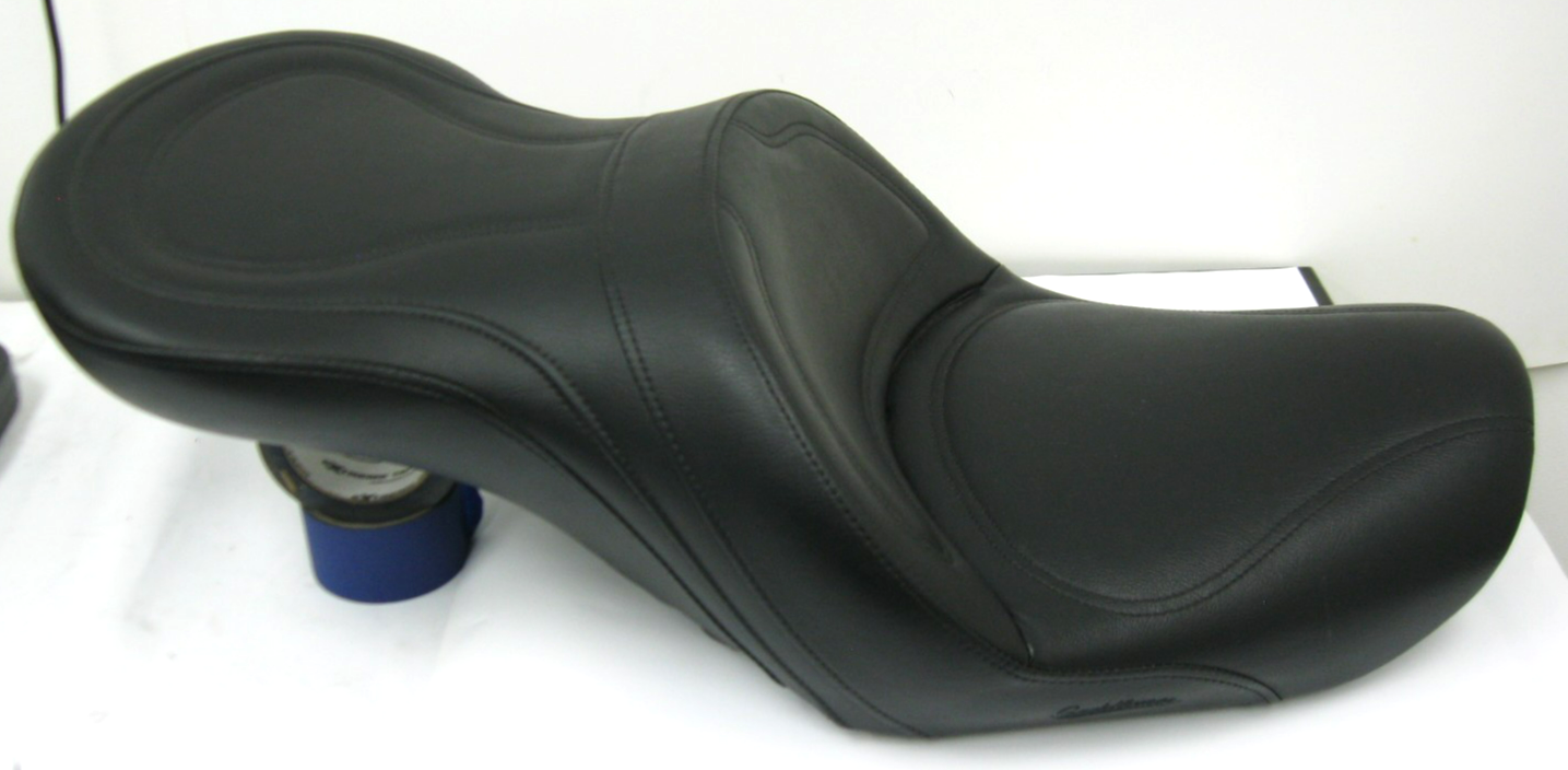 SADDLEMEN Explorer 2-Up Seat for 04-05 Harley FXD 804-04-0291