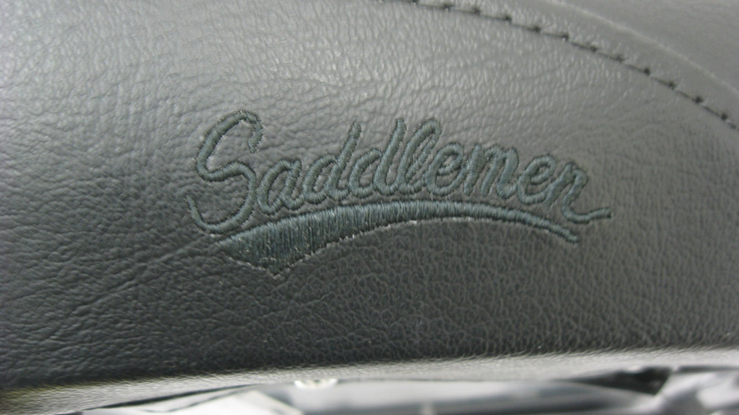 SADDLEMEN Explorer 2-Up Seat for 04-05 Harley FXD 804-04-0291