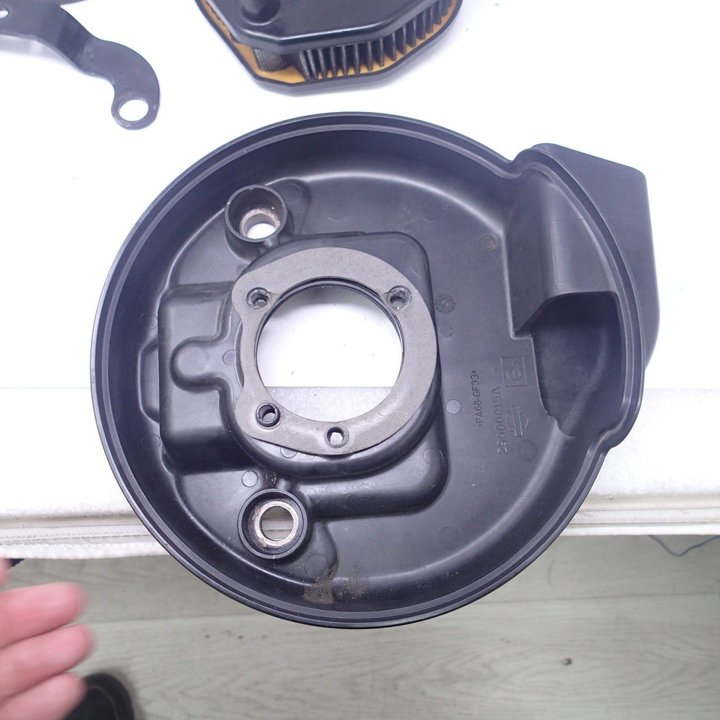 Harley Davidson Sportster 1200 OEM Air Intake Cleaner Assembly 61300559/29400015