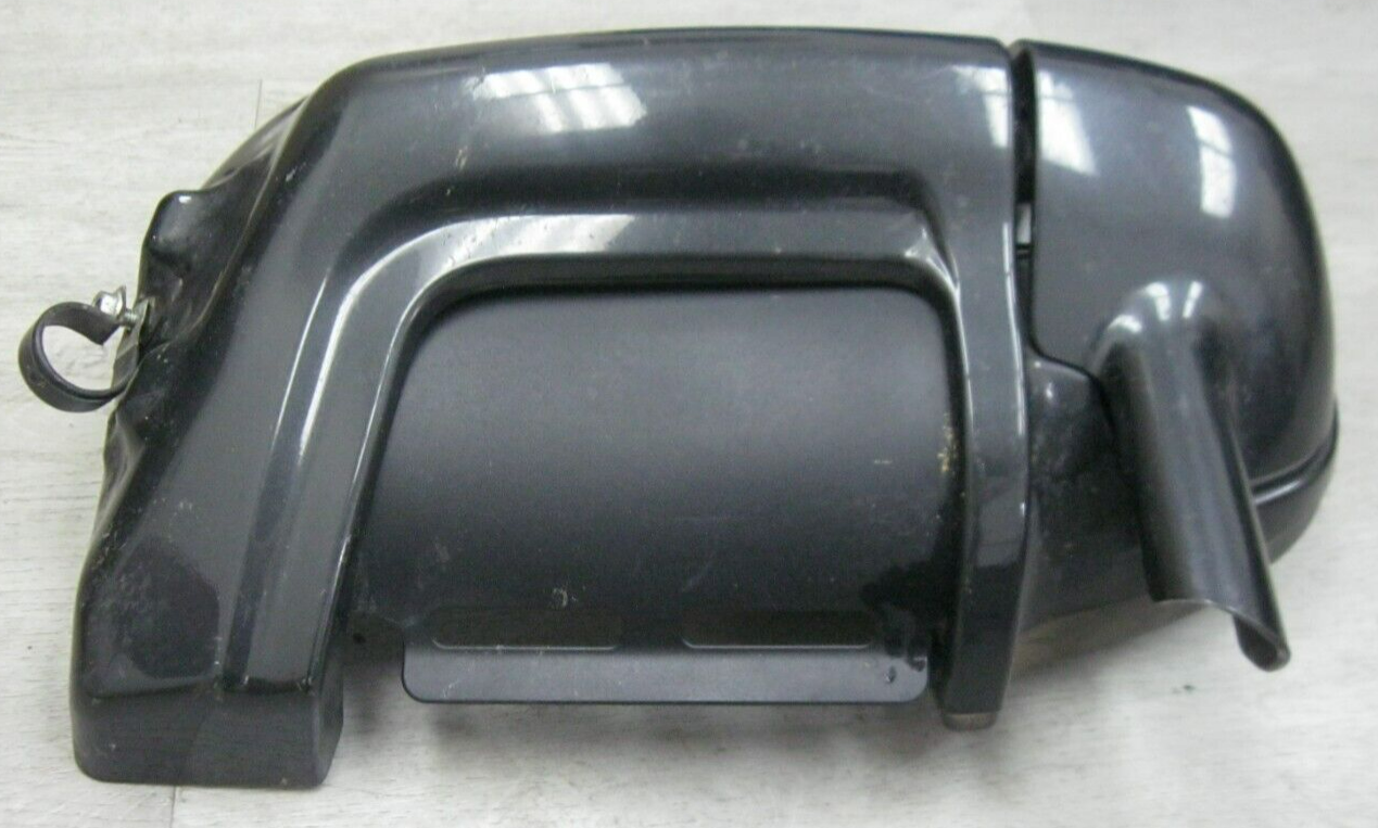 Harley-Davidson  06-09 Electra Glide RIGHT Lower Fairing (MISSING COVER) Assy.