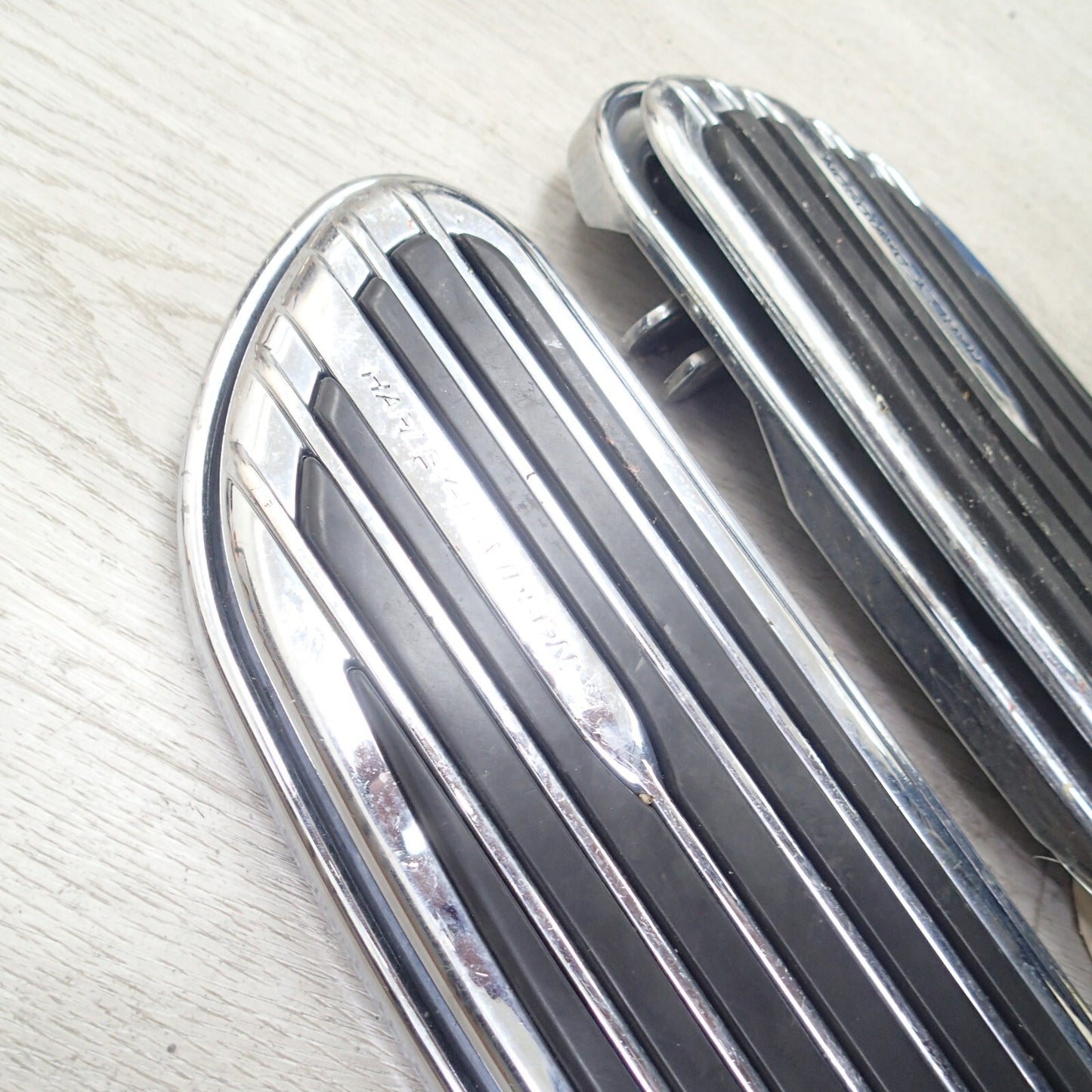 Harley-Davidson 2012 Electra Glide CVO Front Driver Footboards Rumble 51498-09A