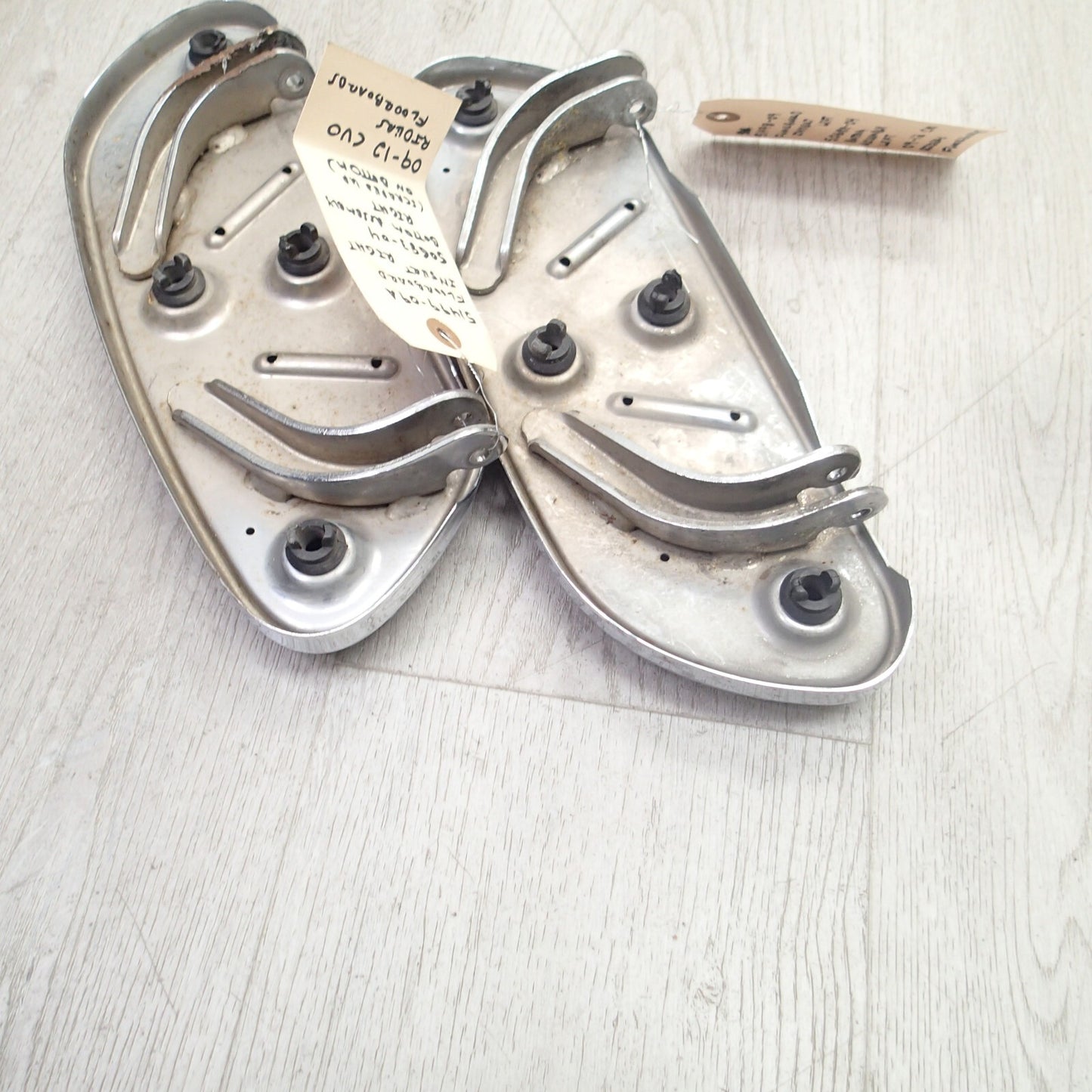 Harley-Davidson 2012 Electra Glide CVO Front Driver Footboards Rumble 51498-09A