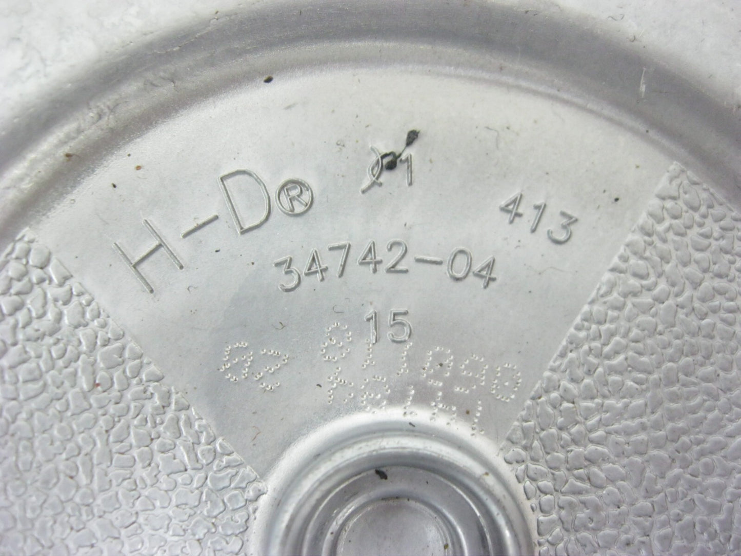 Harley-Davidson OEM 04-22 XL Polished Derby Cover (Casting# 34742-04) 34992-04