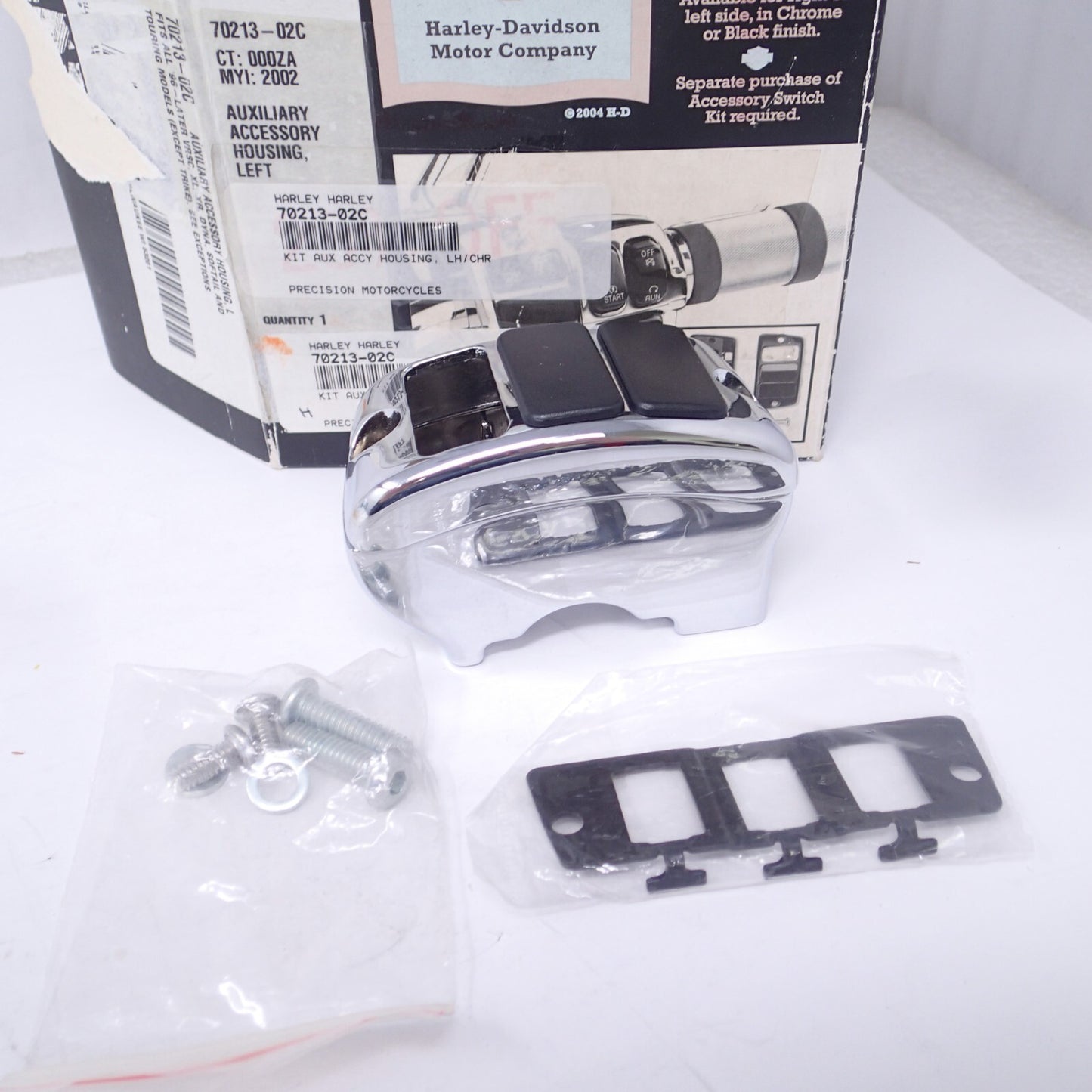 Harley Davidson Auxiliary Accessory Switch Housing Kit - New - 70213-02C