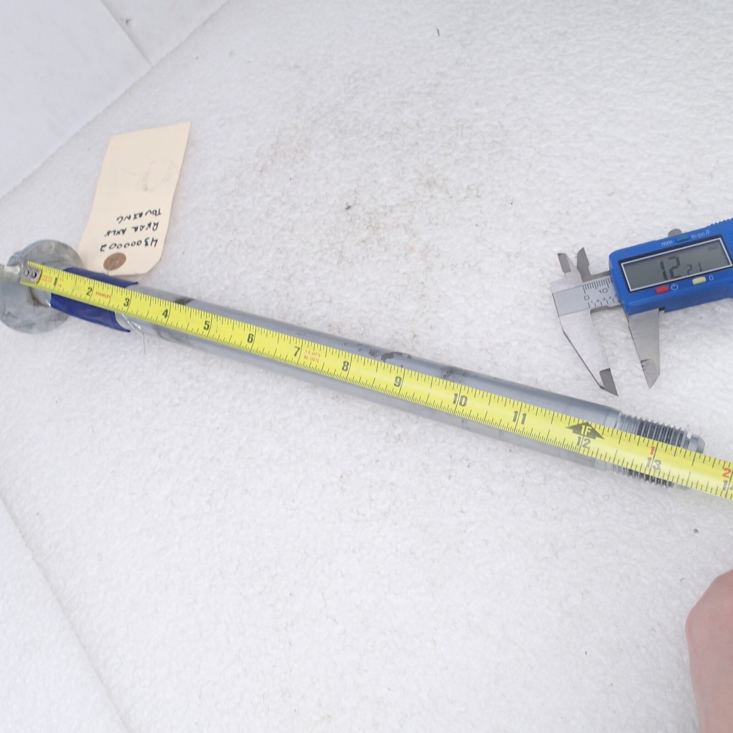 16 Harley Road Glide Touring FLTRXS OEM Rear Wheel Axle Bolt Shaft 43000002