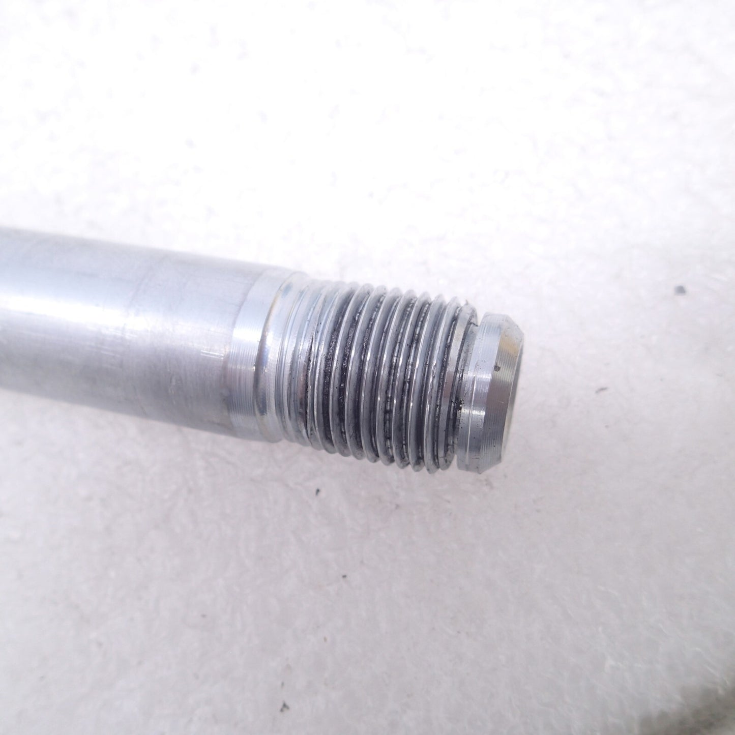 16 Harley Road Glide Touring FLTRXS OEM Rear Wheel Axle Bolt Shaft 43000002