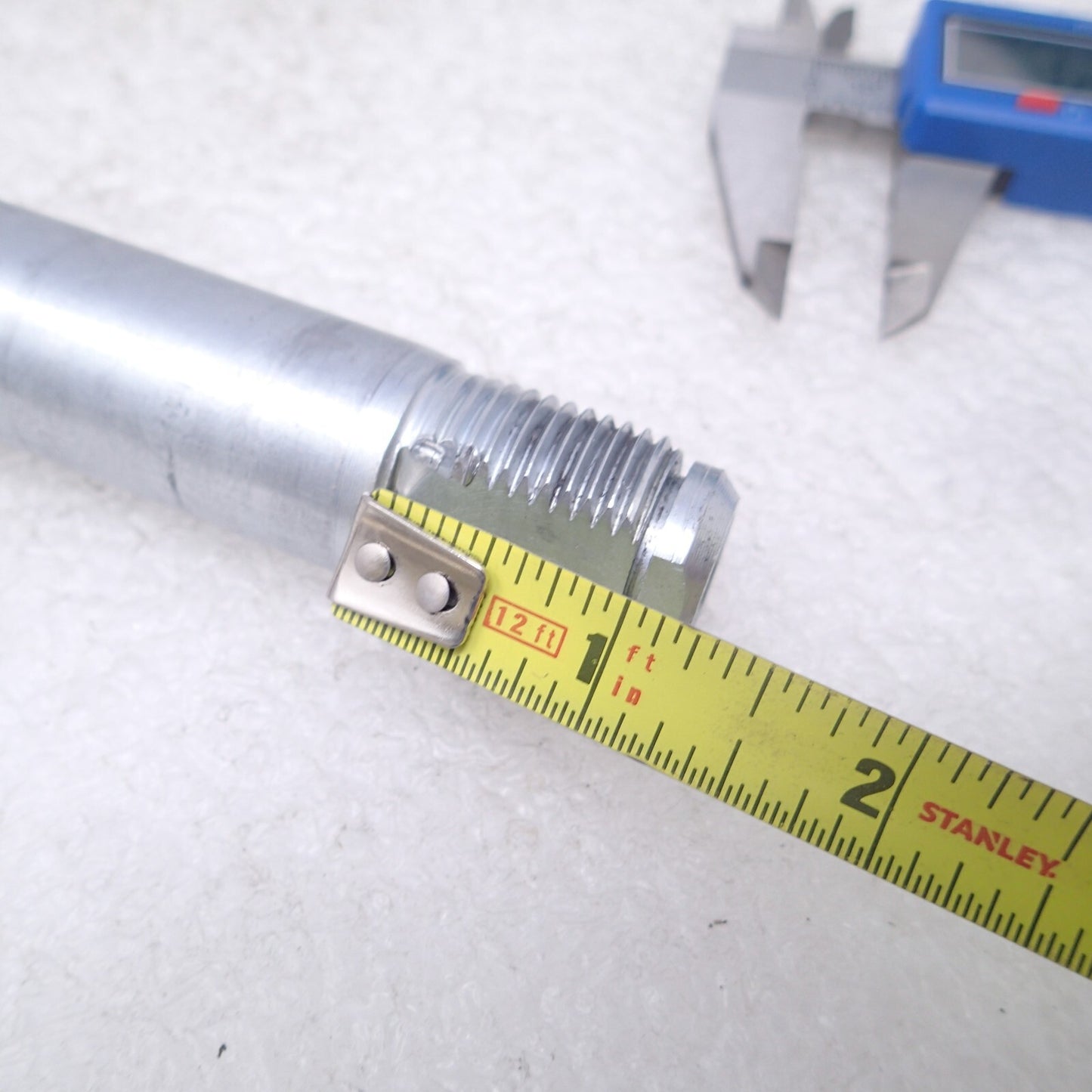 16 Harley Road Glide Touring FLTRXS OEM Rear Wheel Axle Bolt Shaft 43000002