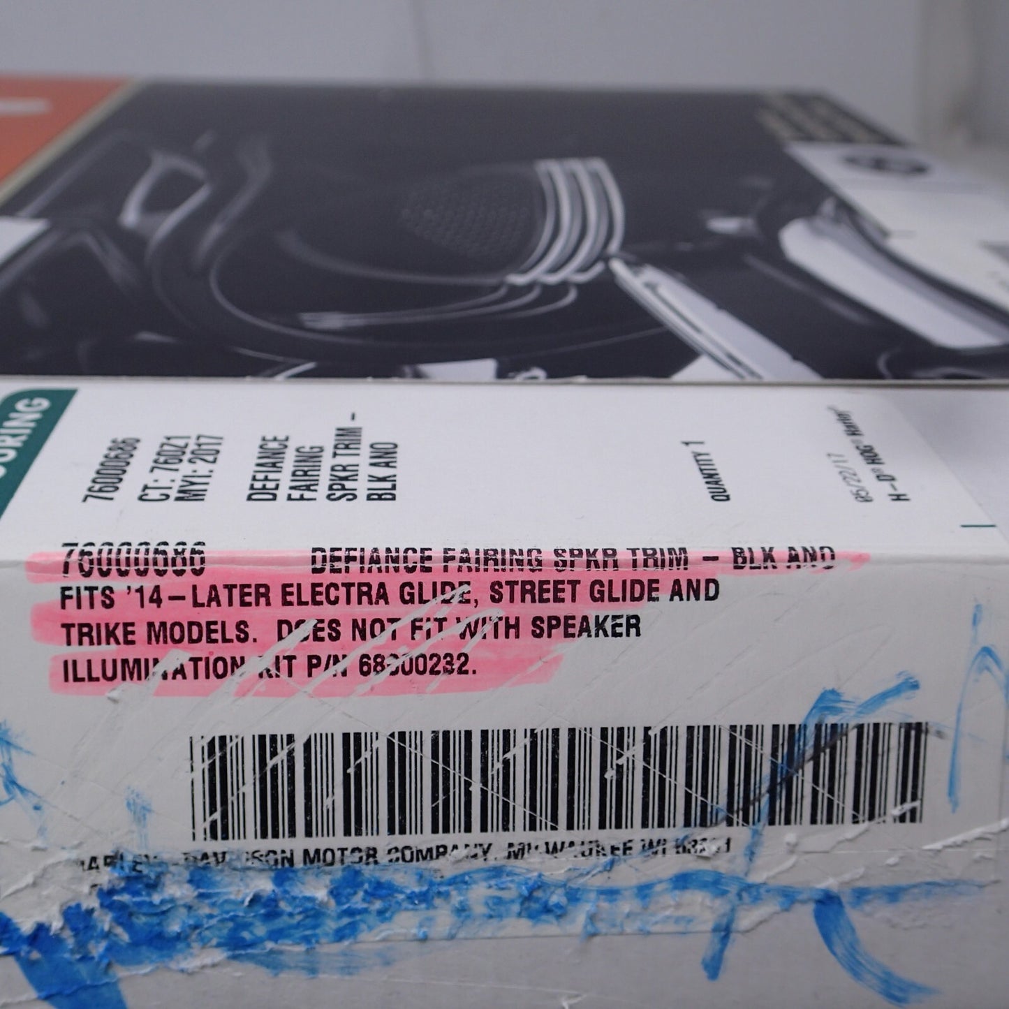 Harley Davidson Defiance Batwing Fairing Speaker Grills - Black Finish 76000686