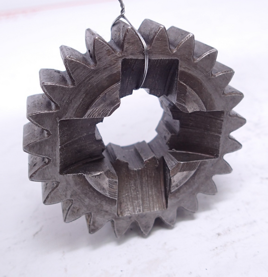 OEM Harley Davidson Mainshaft 2nd Gear 23 Tooth 35296-56A