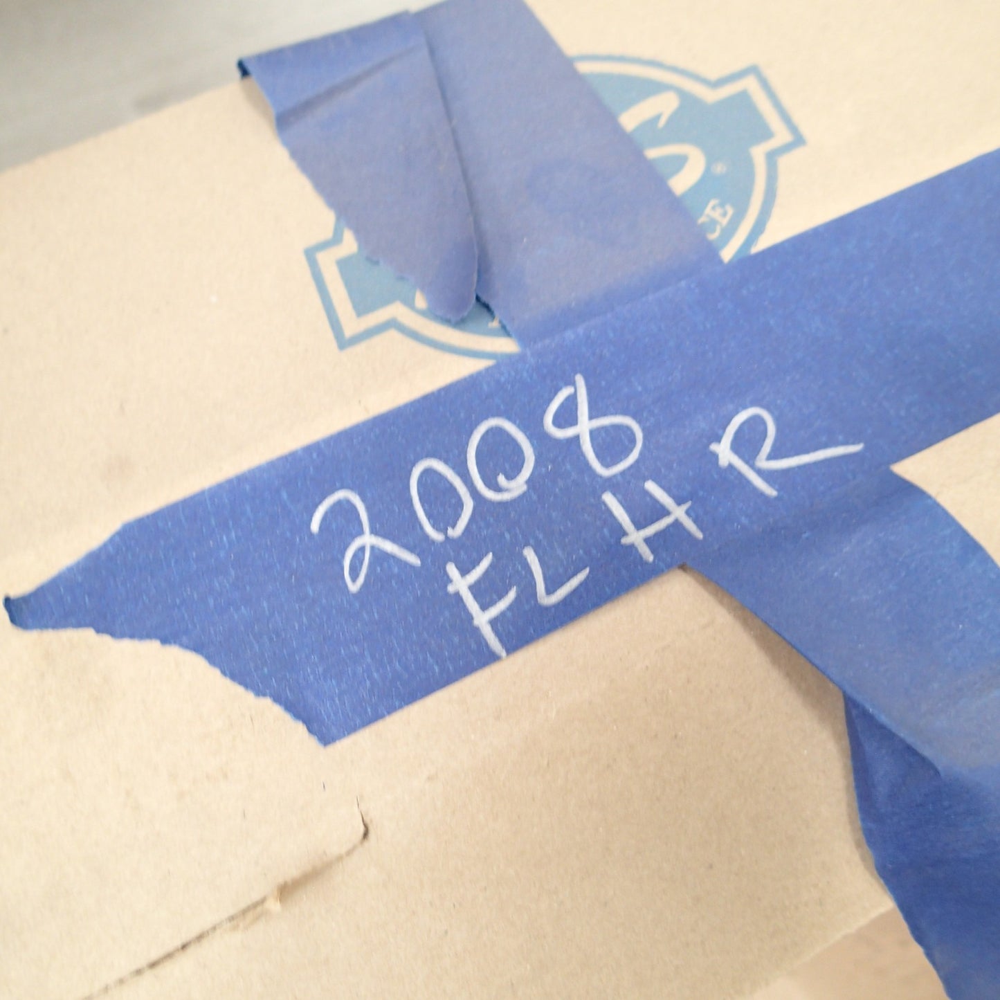 USED GENUINE HARLEY DAVIDSON PAIR OF CYLINDERS 16593-99 USED + Pistons