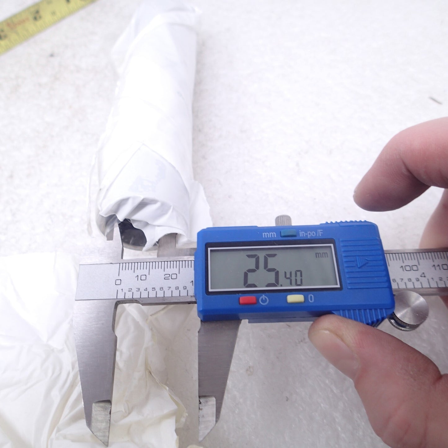 NEW OEM Harley Davidson Front Wheel Axle Sleeve Spacer, FLHR, 41696-08-SUBCS1