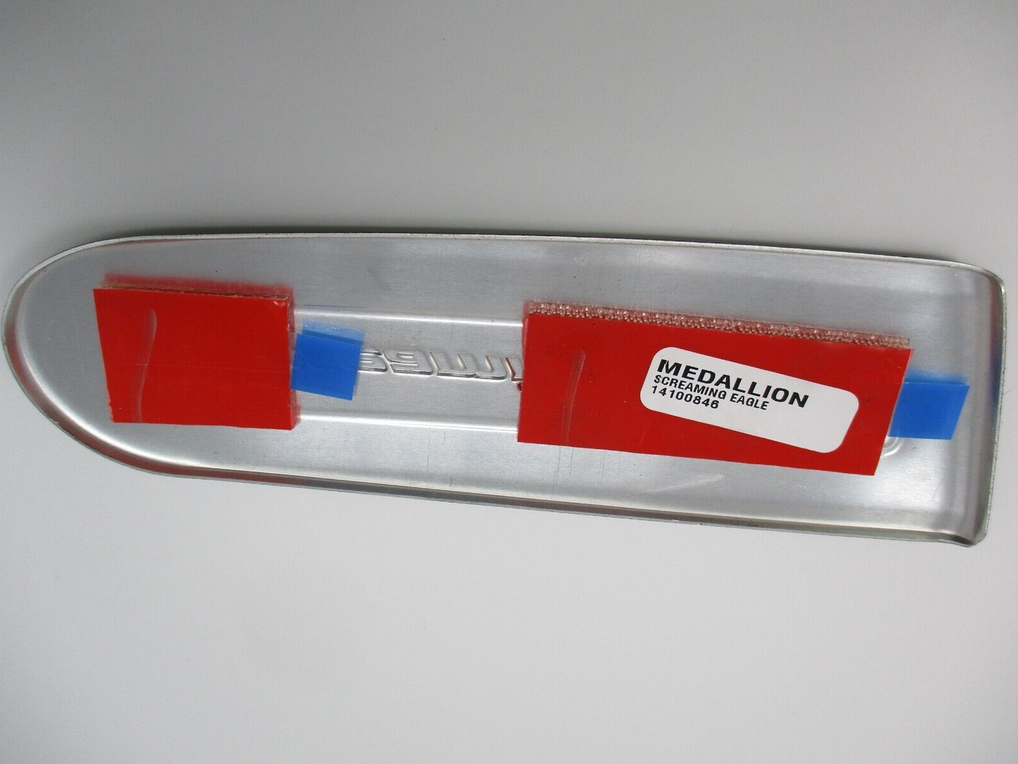 Harley Davidson Screaming Eagle Medallion 14100846 and Screaming Eagle Sticker