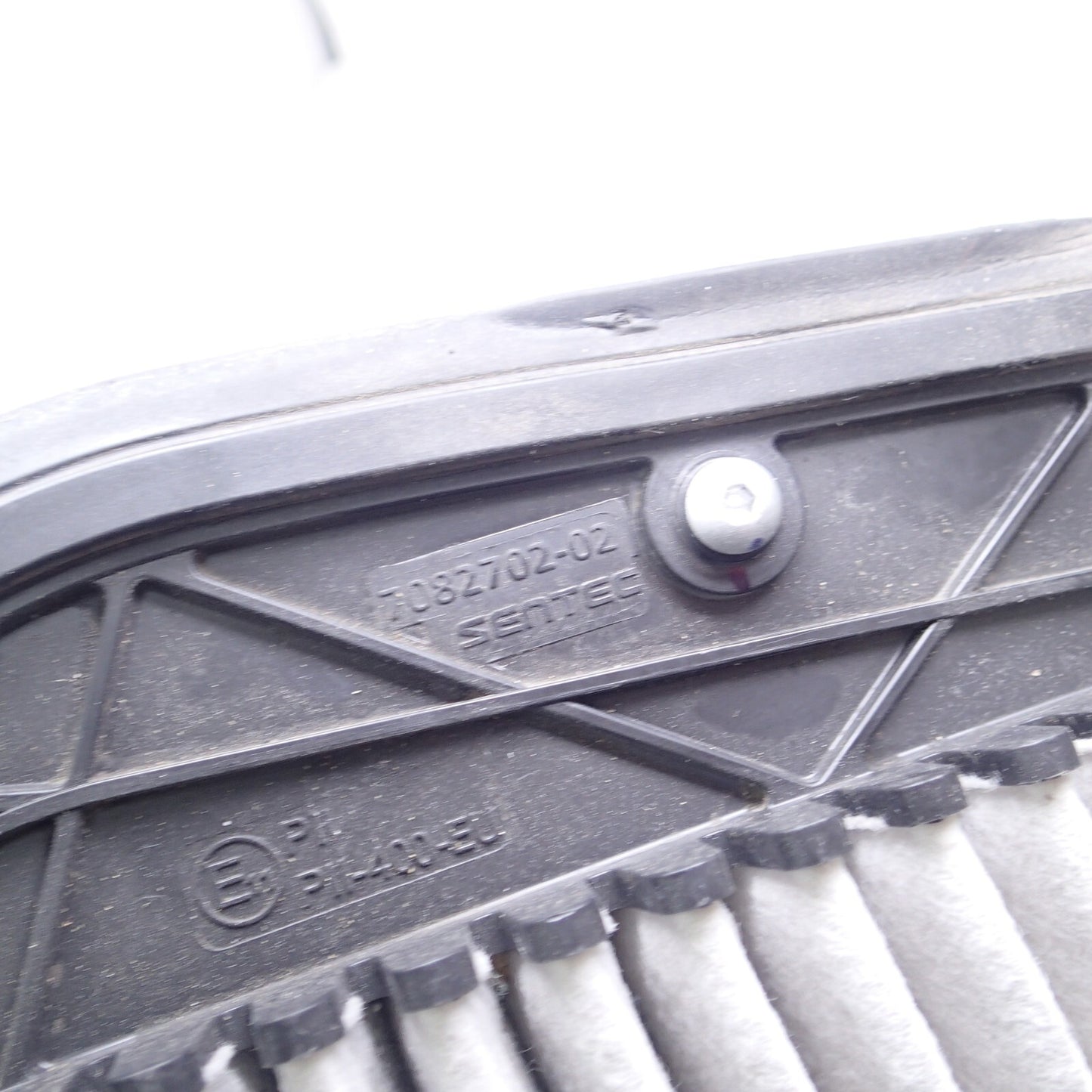 15-21 Indian Scout Bobber sixty Air Filter and Box Housing 5453256-01 / 1205529