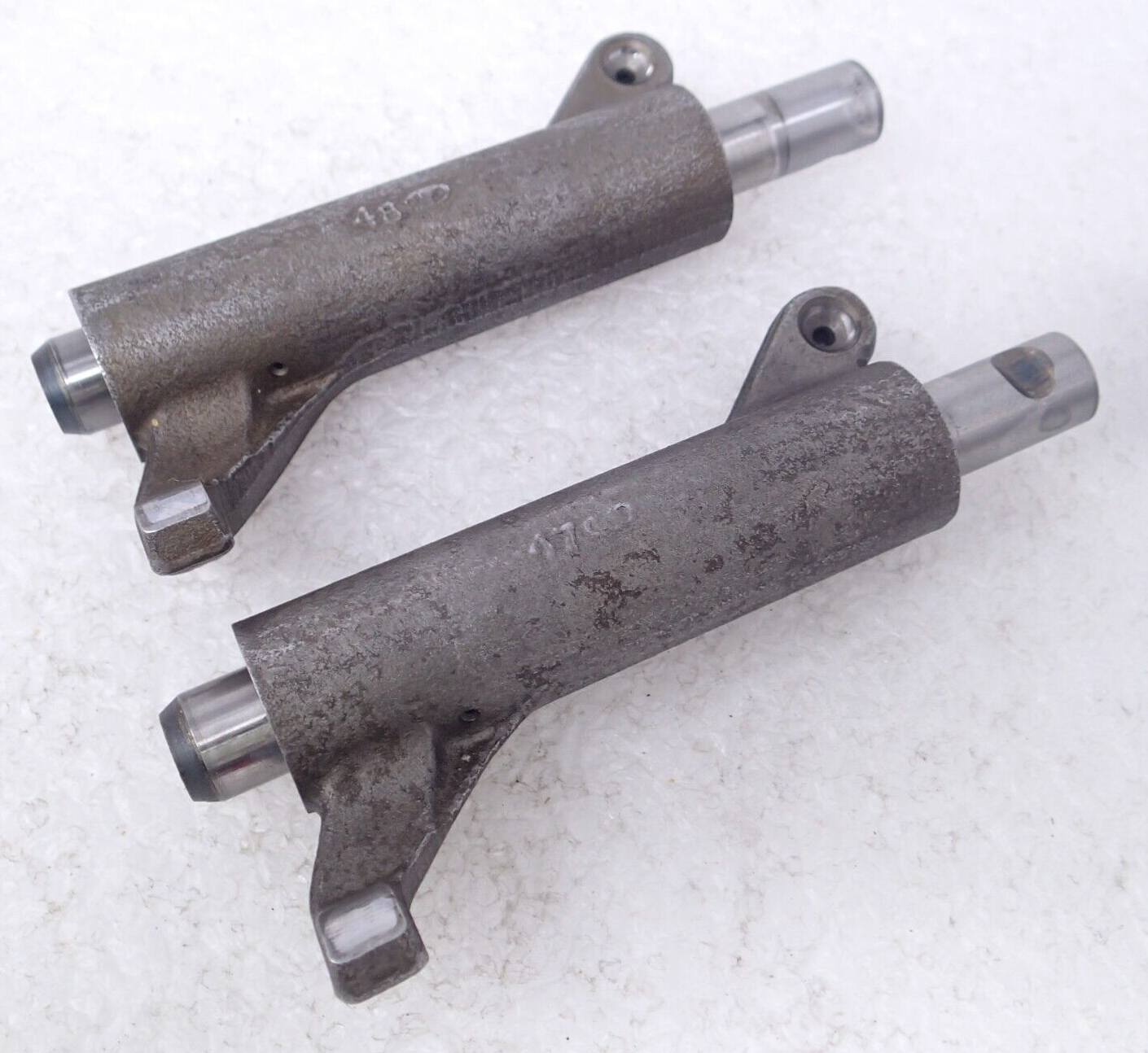 Harley Davidson Sportster 883 1200 Cylinder Head Valve Rocker Arm Pair 17375-83A