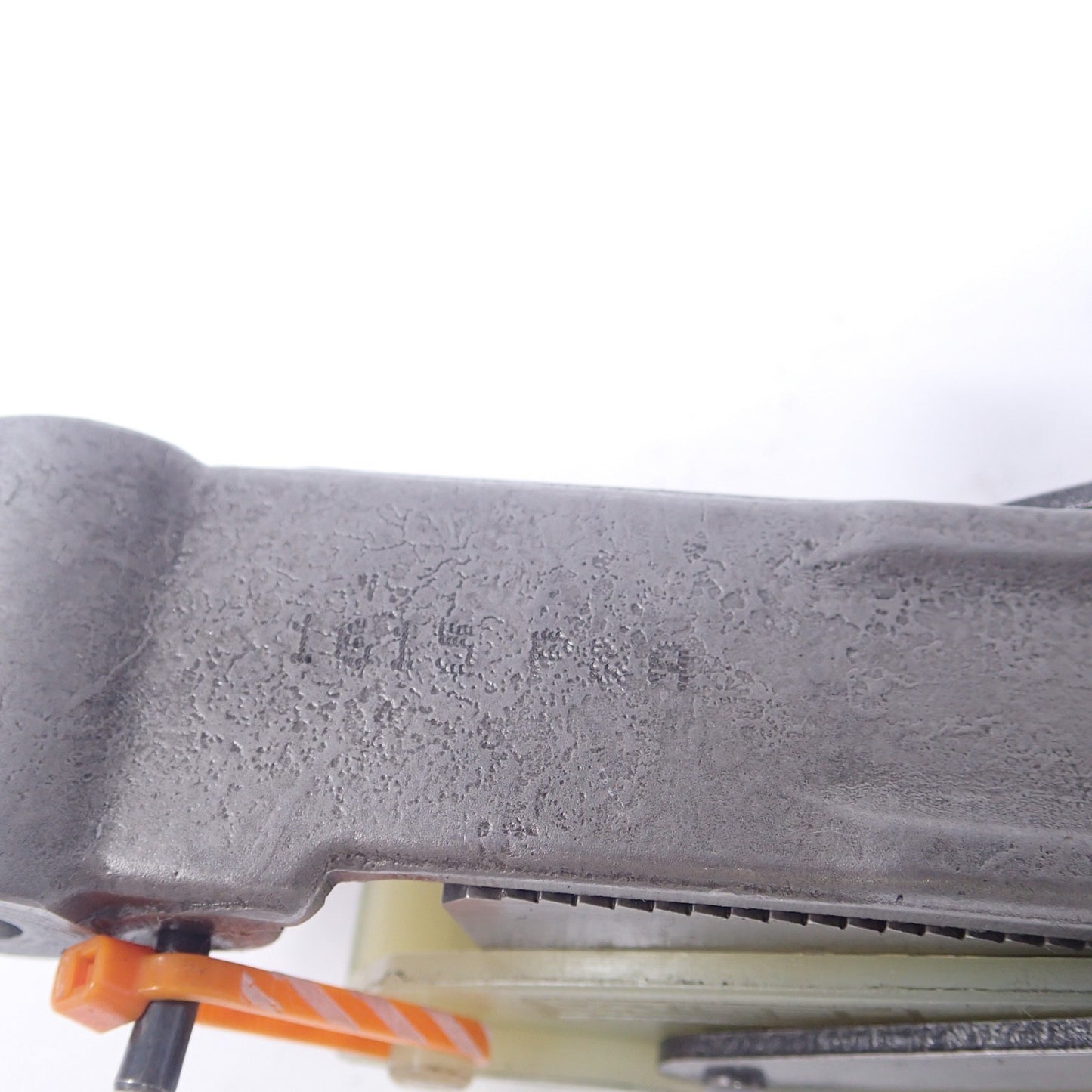 2011 11 Harley FLHTK Ultra Classic Limited Primary Chain Tensioner 39929-06B