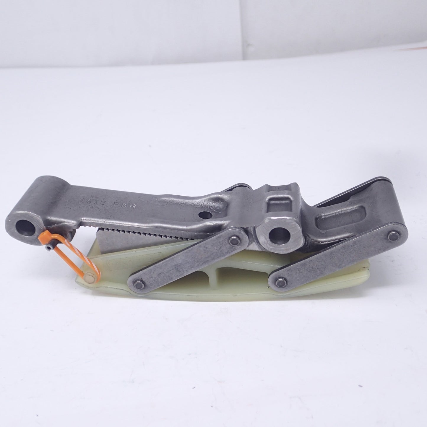 2011 11 Harley FLHTK Ultra Classic Limited Primary Chain Tensioner 39929-06B